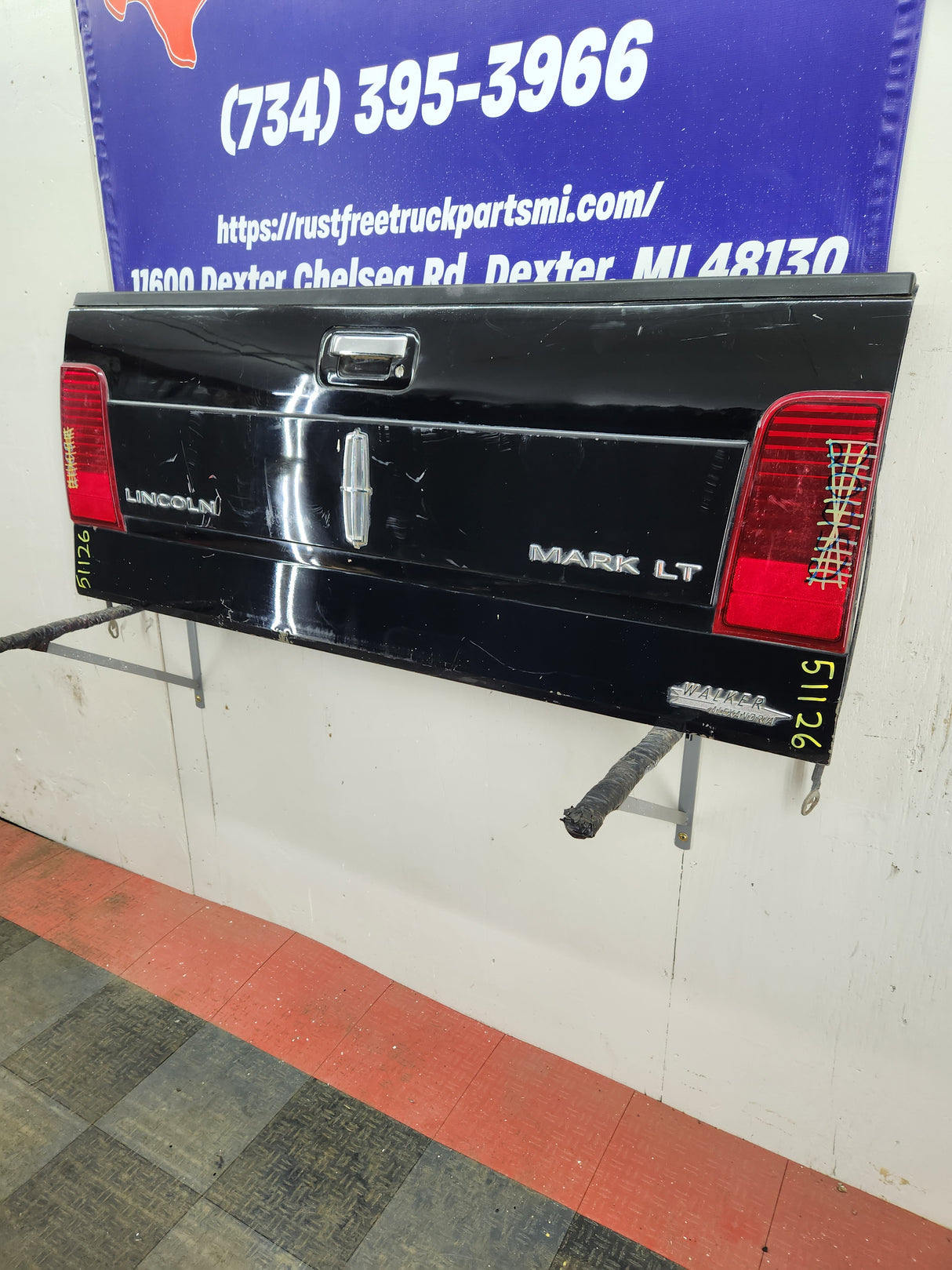 2006-2008 Lincoln Mark LT Tailgate Trunk lid