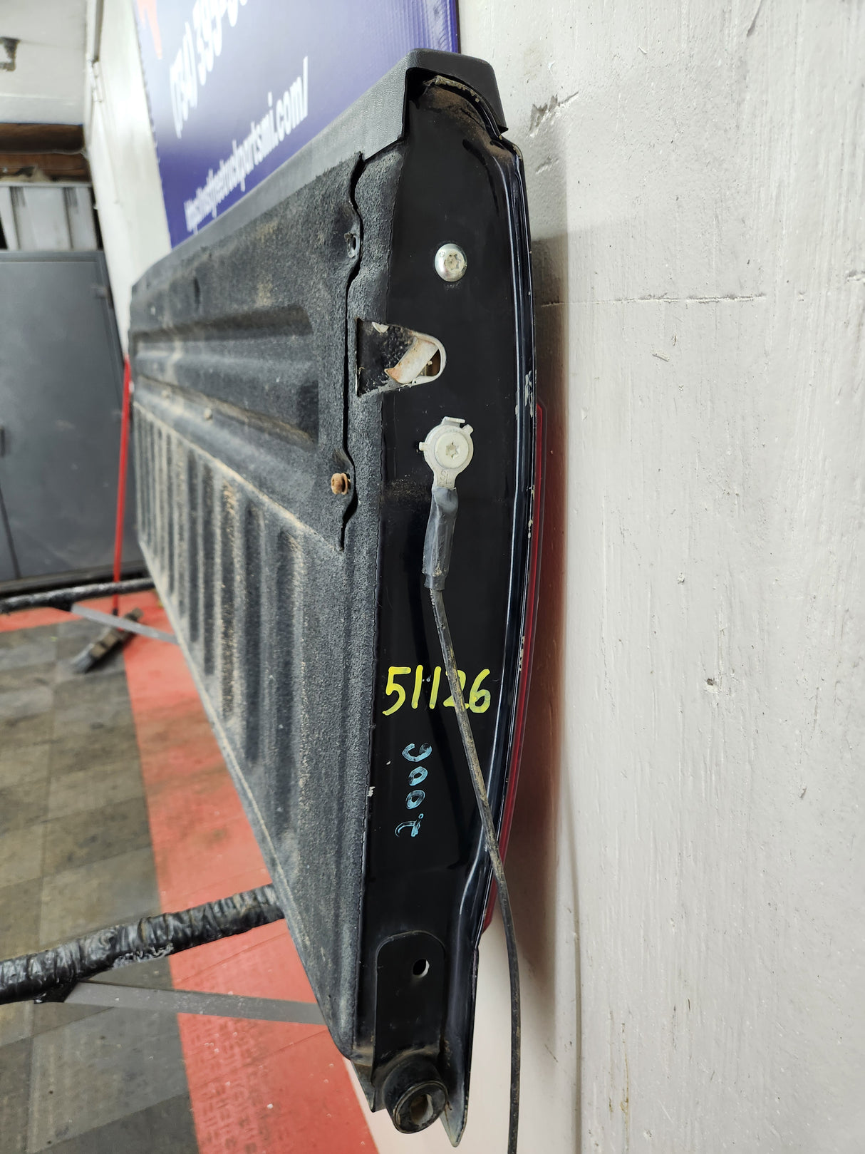 2006-2008 Lincoln Mark LT Tailgate Trunk lid