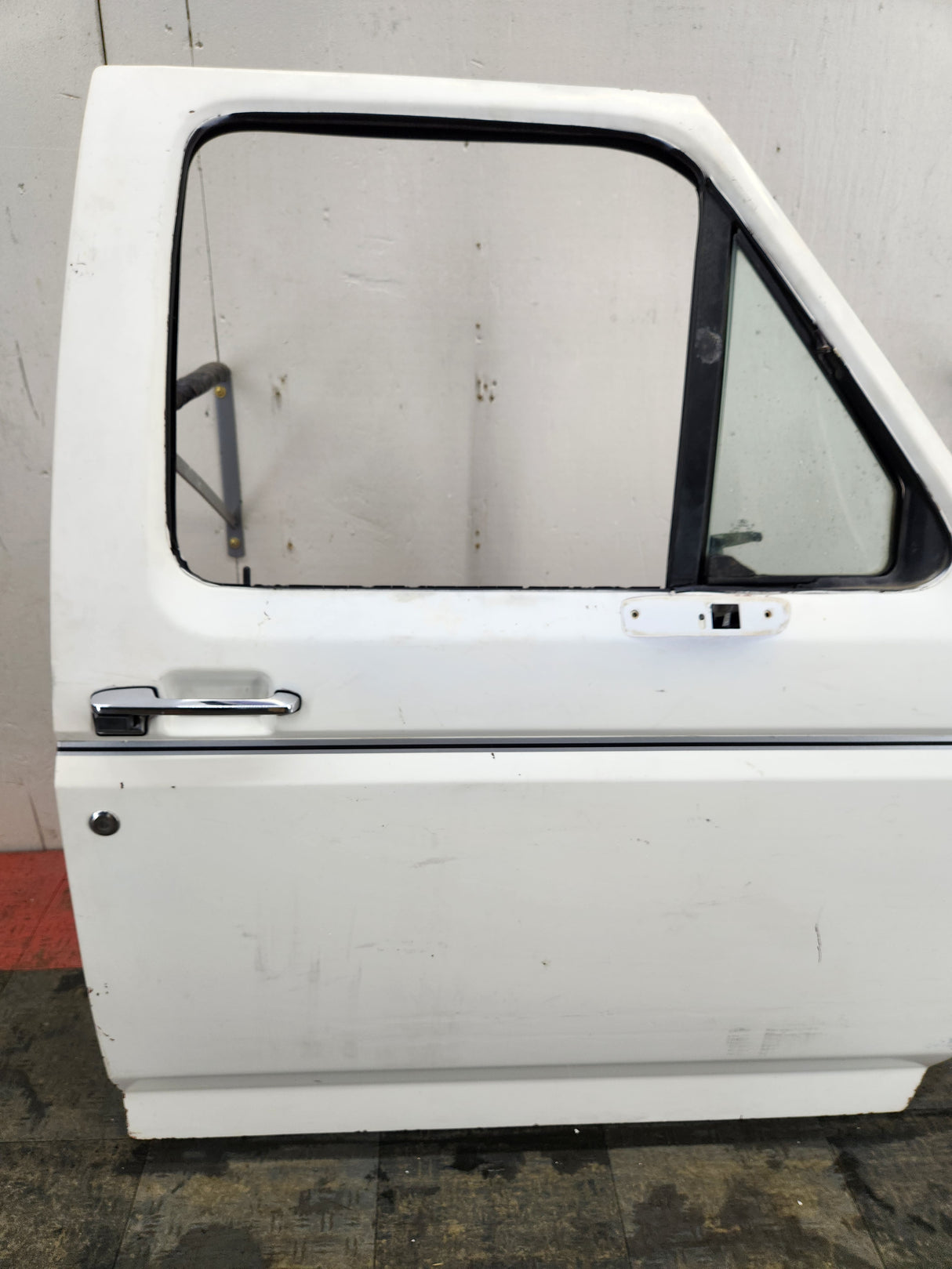 1987-1997 Ford F Series F250 F350 F450 F550 Passenger Side Front Door RH