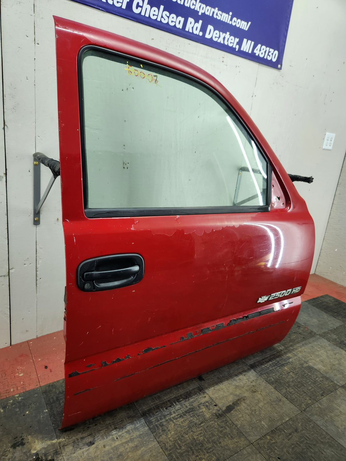 1999-2006 Chevrolet Silverado / GMC Sierra 1500 2500 3500 HD Front Passenger side Door RH