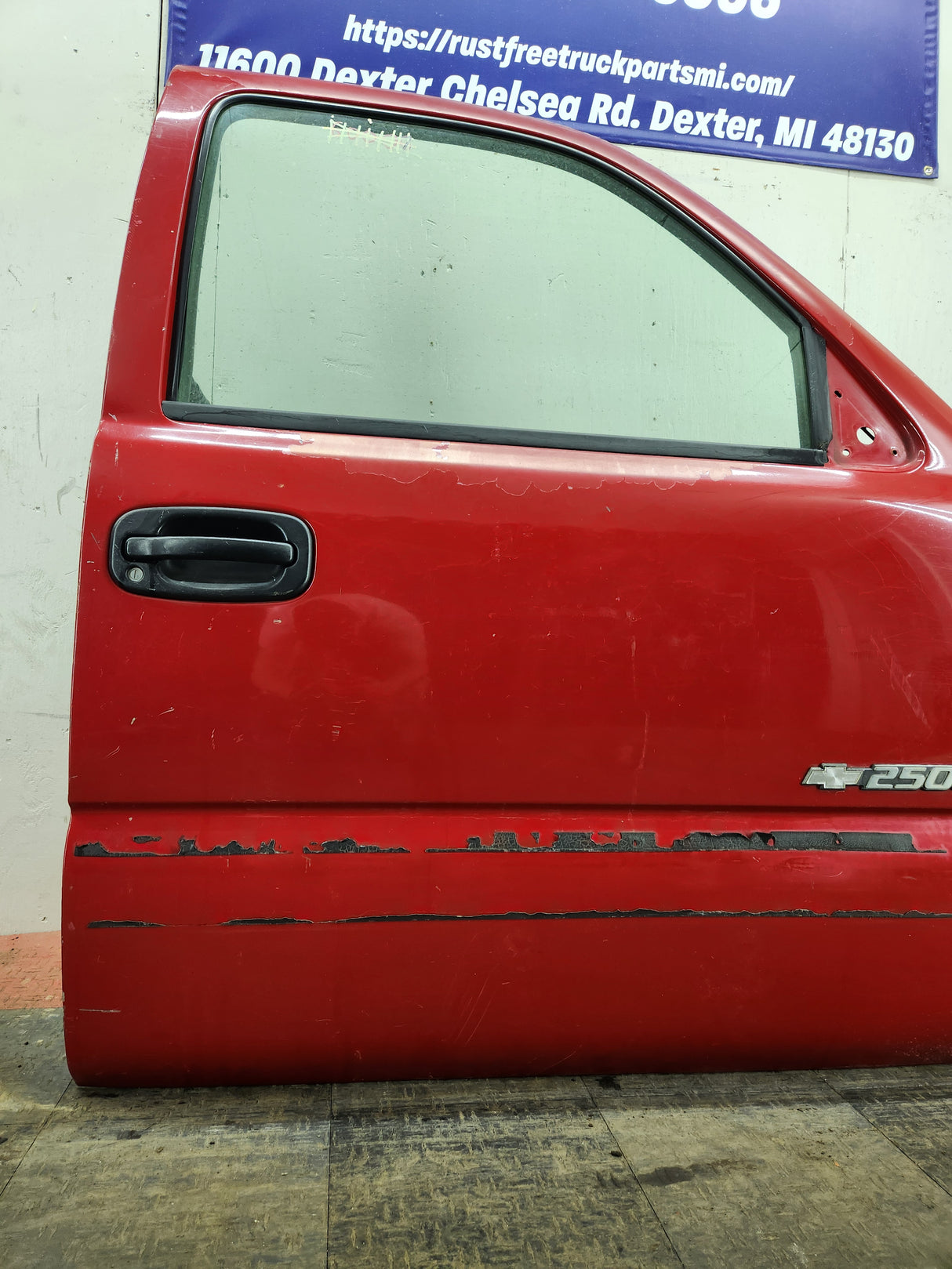 1999-2006 Chevrolet Silverado / GMC Sierra 1500 2500 3500 HD Front Passenger side Door RH