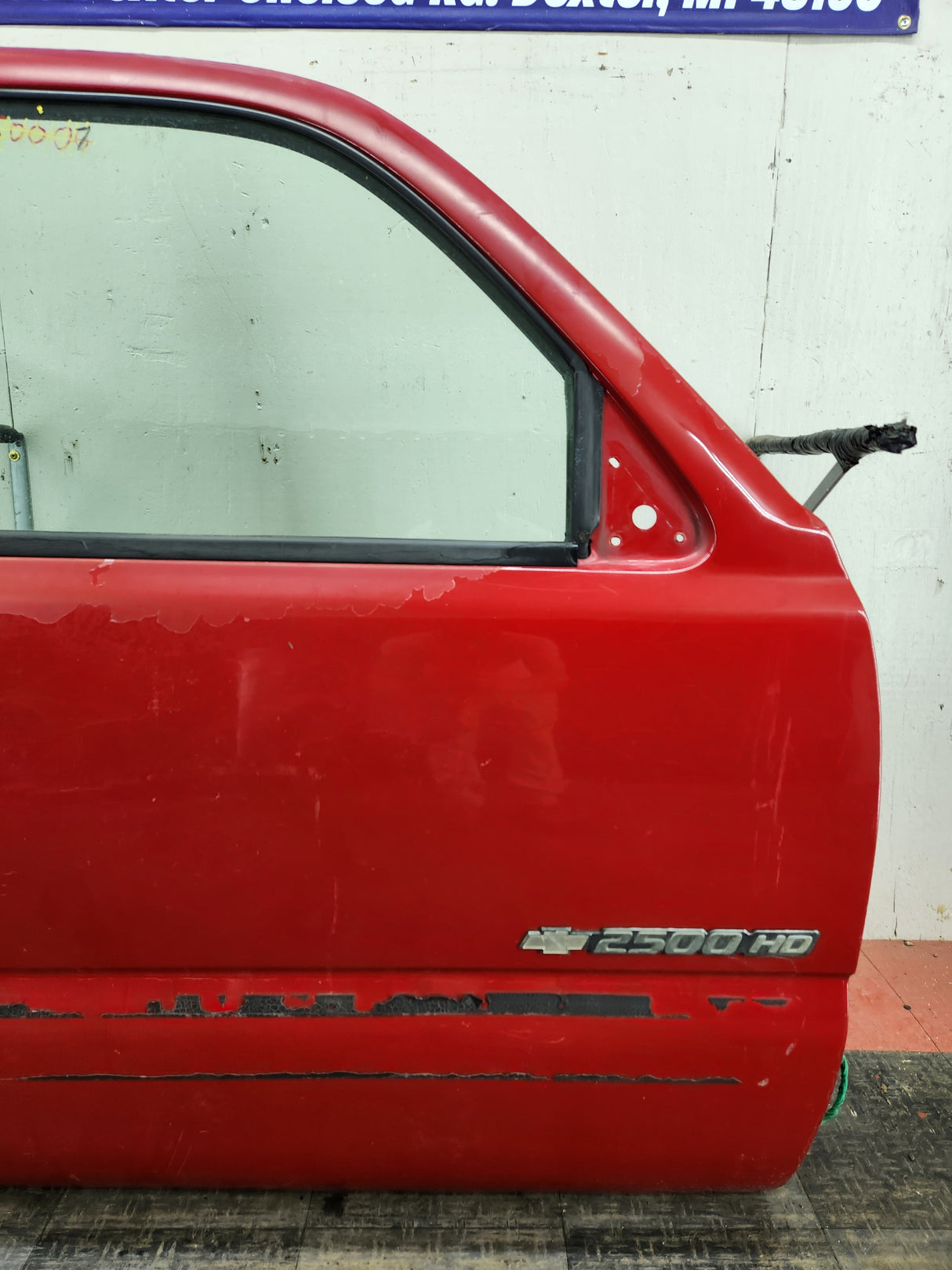 1999-2006 Chevrolet Silverado / GMC Sierra 1500 2500 3500 HD Front Passenger side Door RH