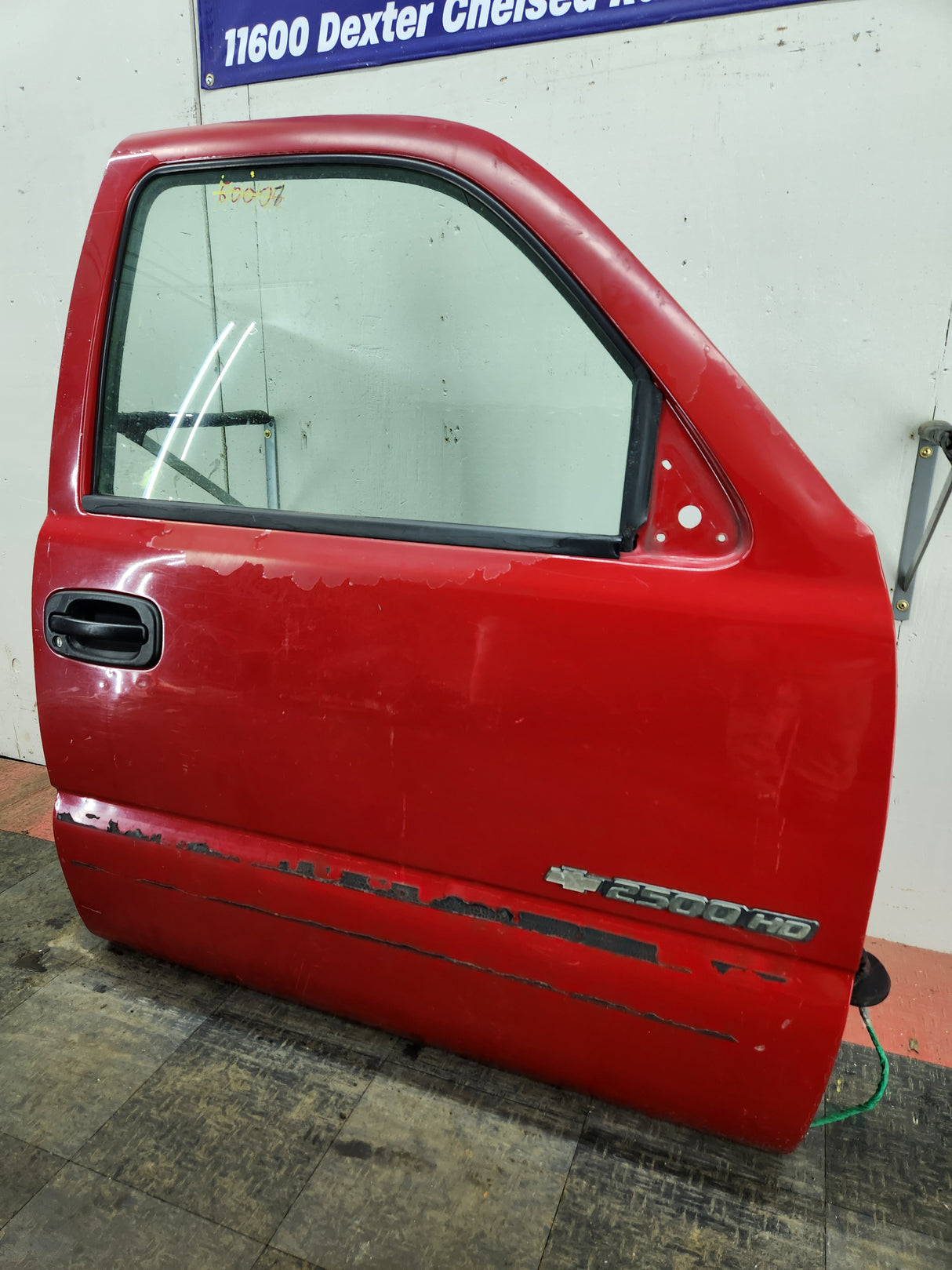 1999-2006 Chevrolet Silverado / GMC Sierra 1500 2500 3500 HD Front Passenger side Door RH