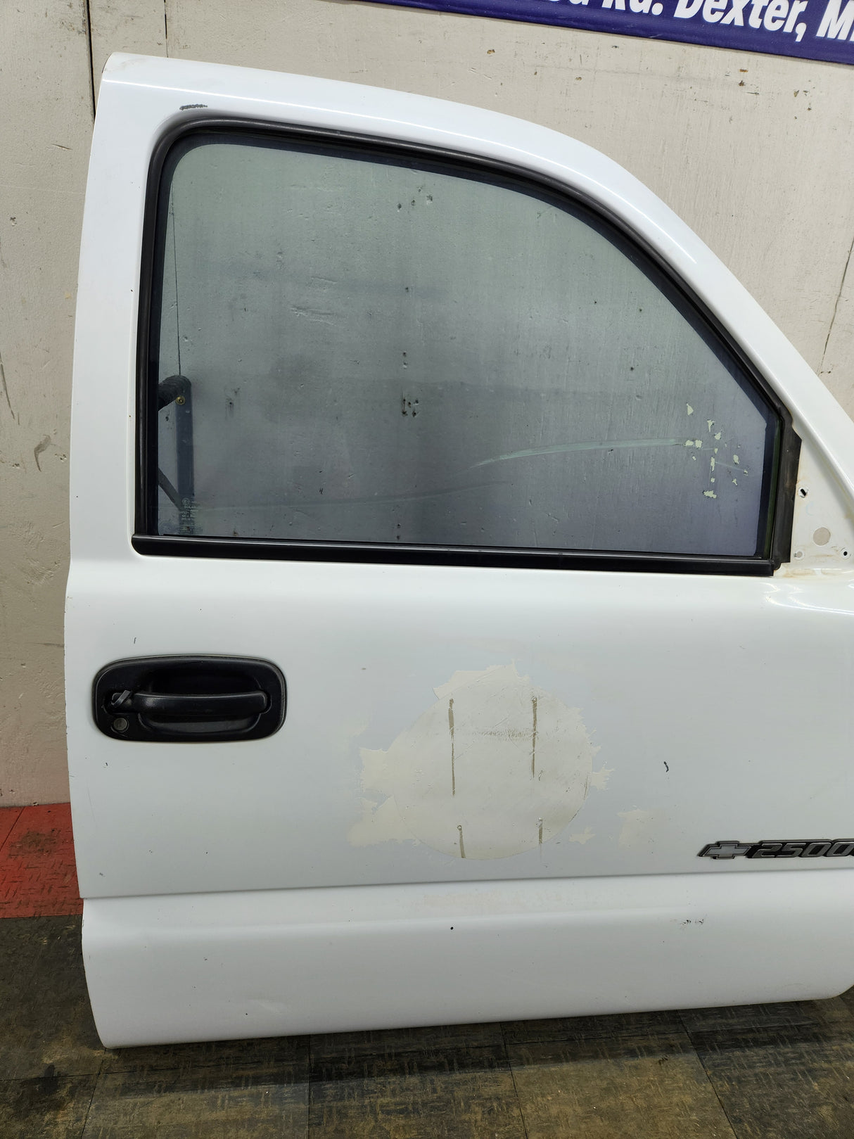 1999-2006 Chevrolet Silverado / GMC Sierra 1500 2500 3500 HD Front Passenger side Door RH