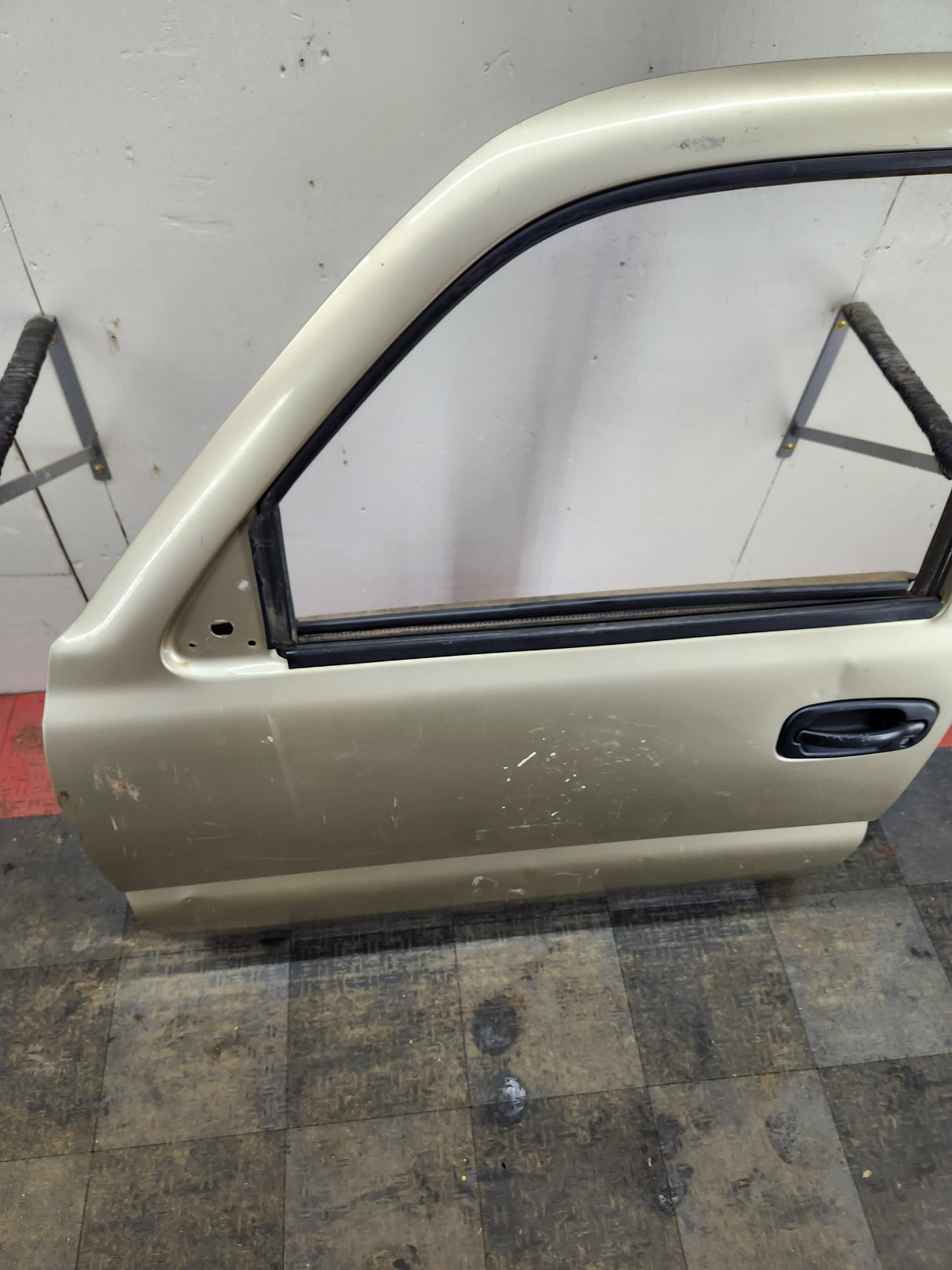 1999-2006 Chevrolet Silverado / GMC Sierra 1500 2500 3500 HD Front Driver side Door LH