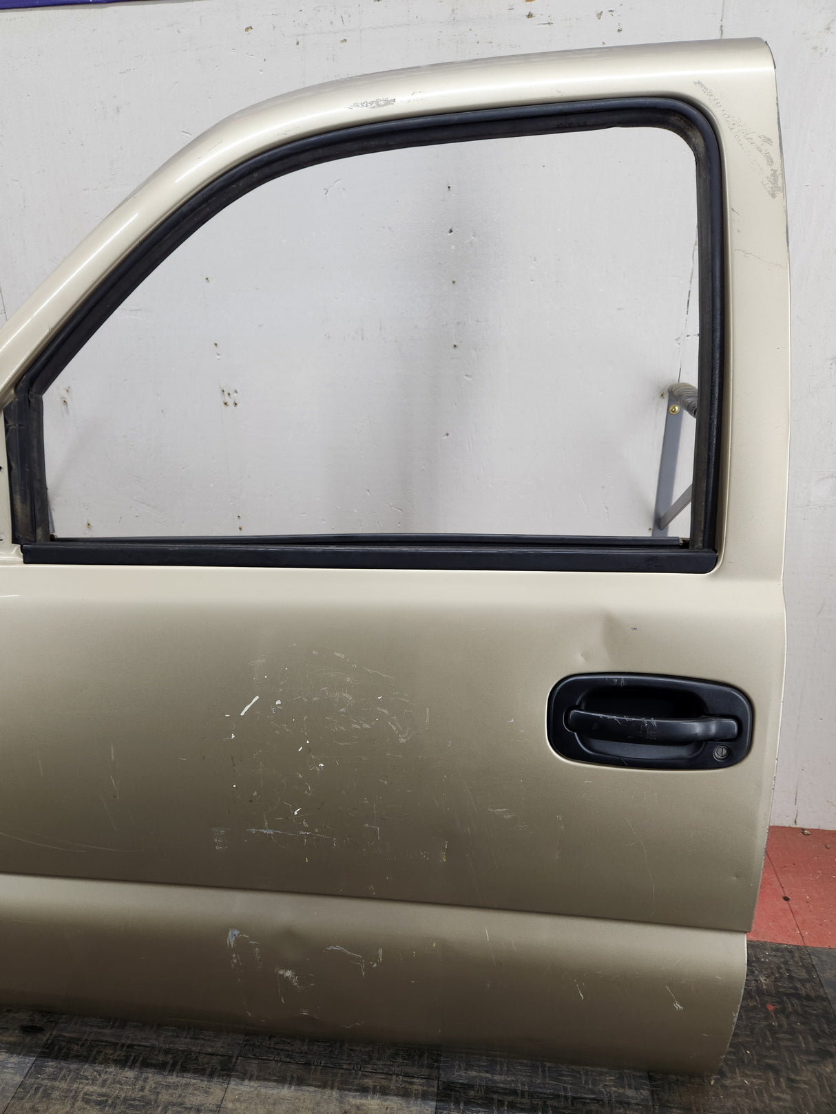 1999-2006 Chevrolet Silverado / GMC Sierra 1500 2500 3500 HD Front Driver side Door LH