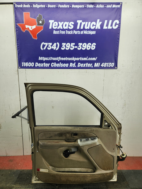1999-2006 Chevrolet Silverado / GMC Sierra 1500 2500 3500 HD Front Driver side Door LH