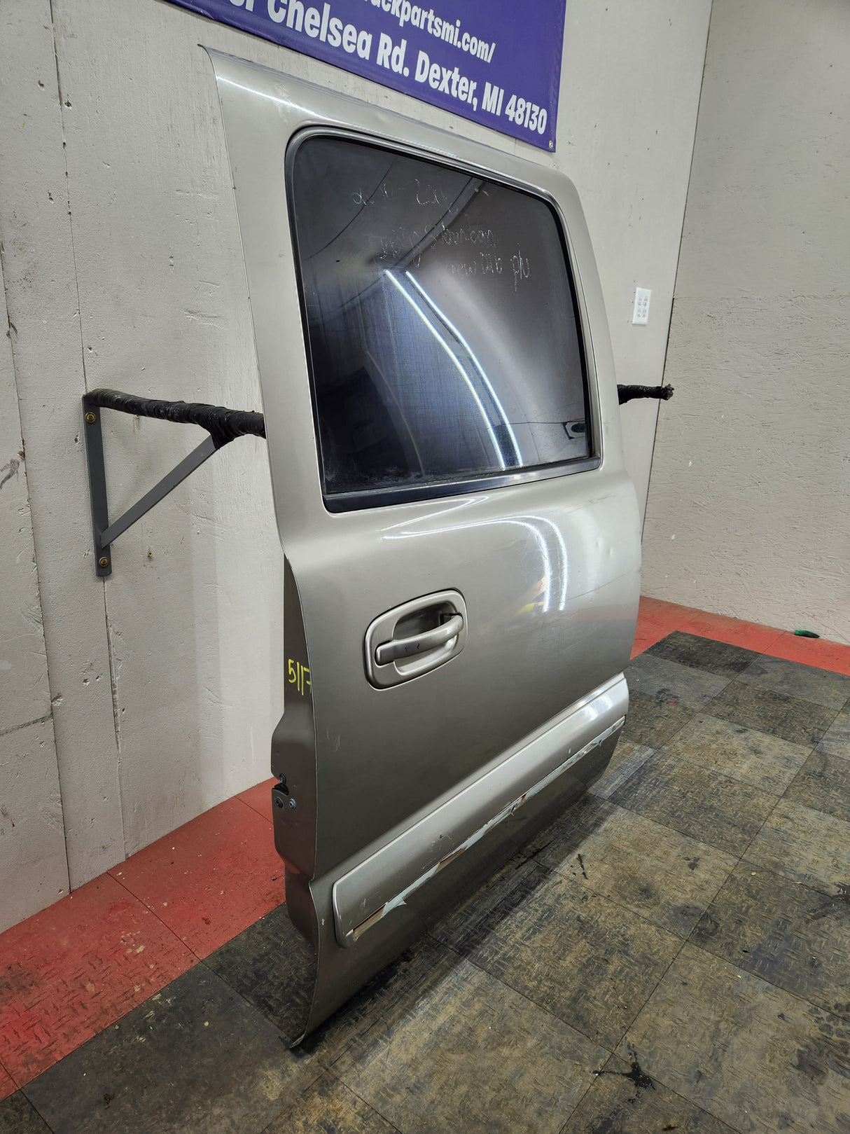 1999-2006 Chevrolet Silverado / GMC Sierra 1500 2500 3500 HD Passenger side Crew Cab rear door