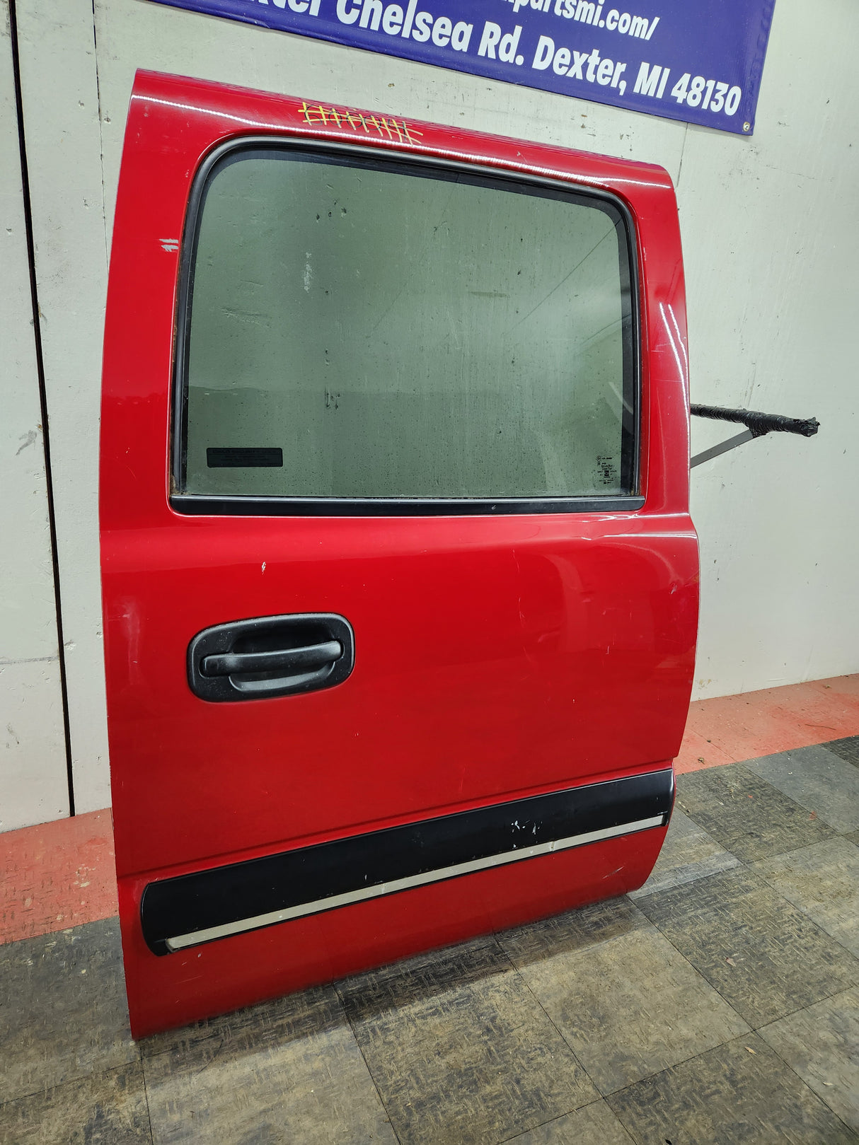 1999-2006 Chevrolet Silverado / GMC Sierra 1500 2500 3500 HD Passenger side Crew Cab rear door