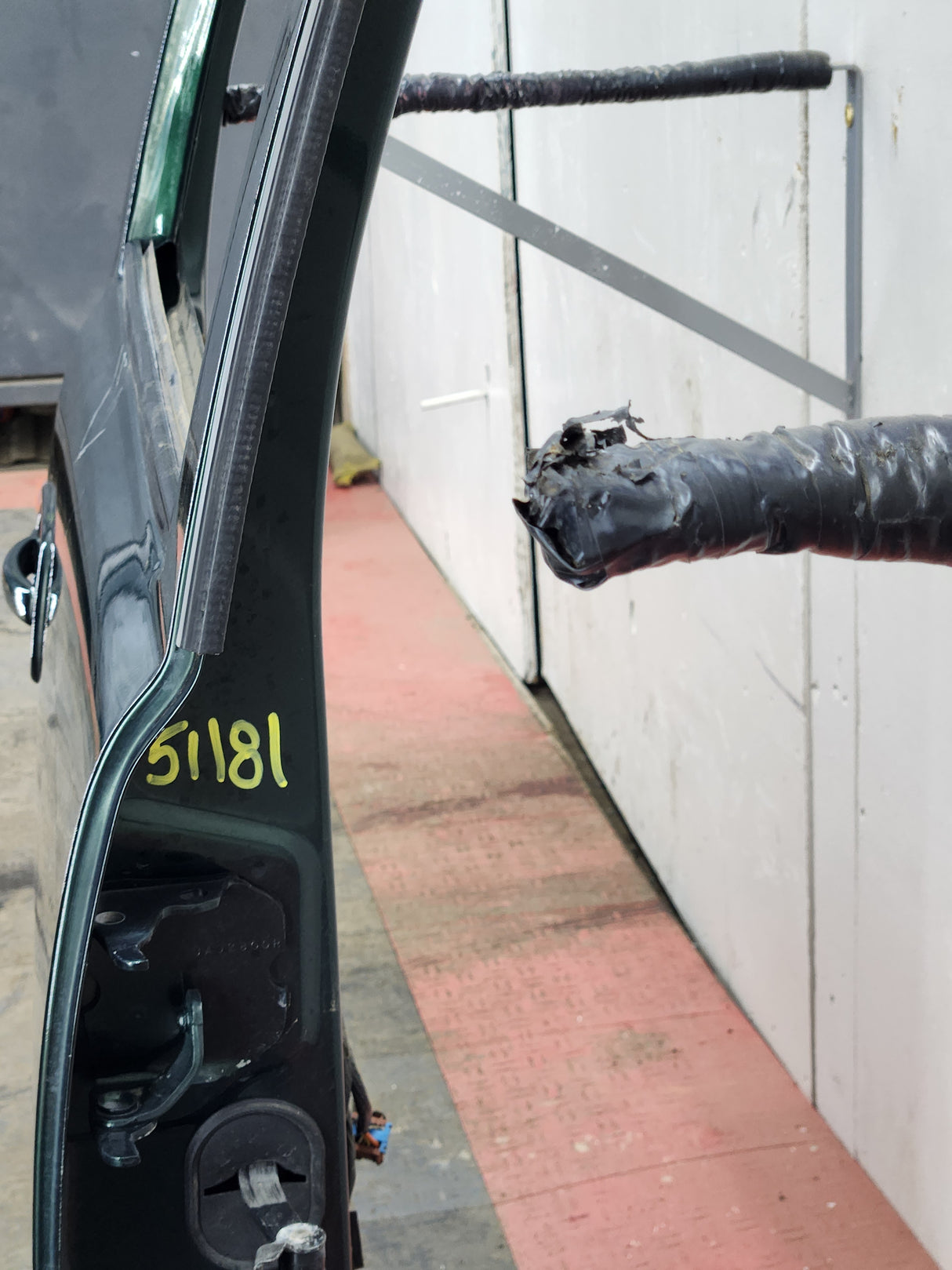 1999-2006 Chevrolet Silverado / GMC Sierra 1500 2500 3500 HD Passenger side Crew Cab rear door