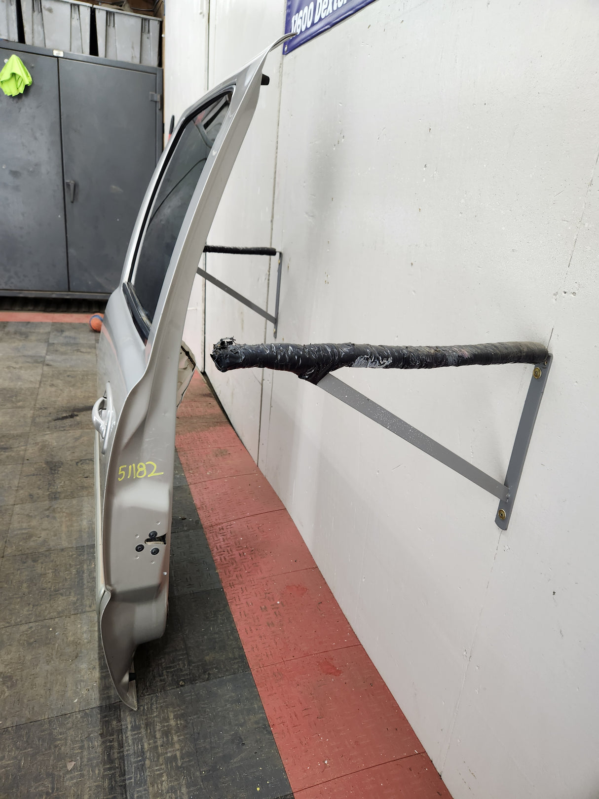 1999-2007 Chevrolet Silverado / GMC Sierra 1500 2500 3500 HD Driver side LH Crew Cab rear door