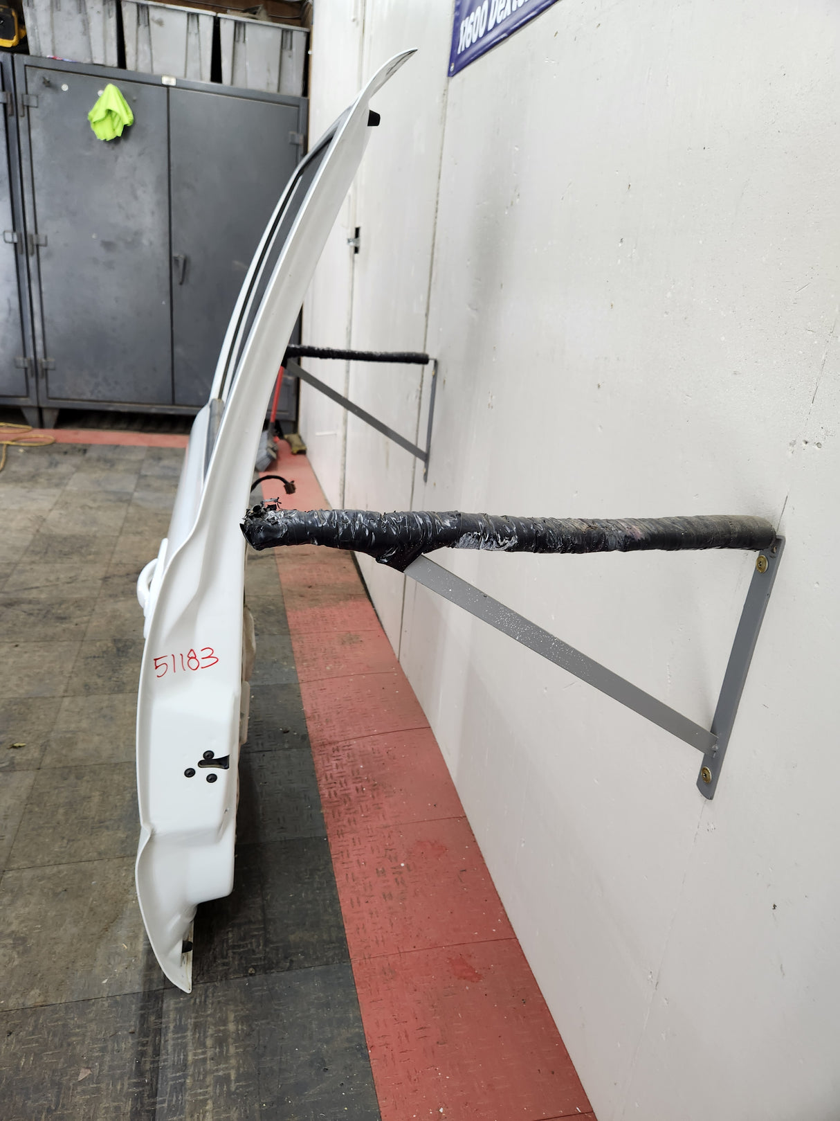 1999-2007 Chevrolet Silverado / GMC Sierra 1500 2500 3500 HD Driver side LH Crew Cab rear door