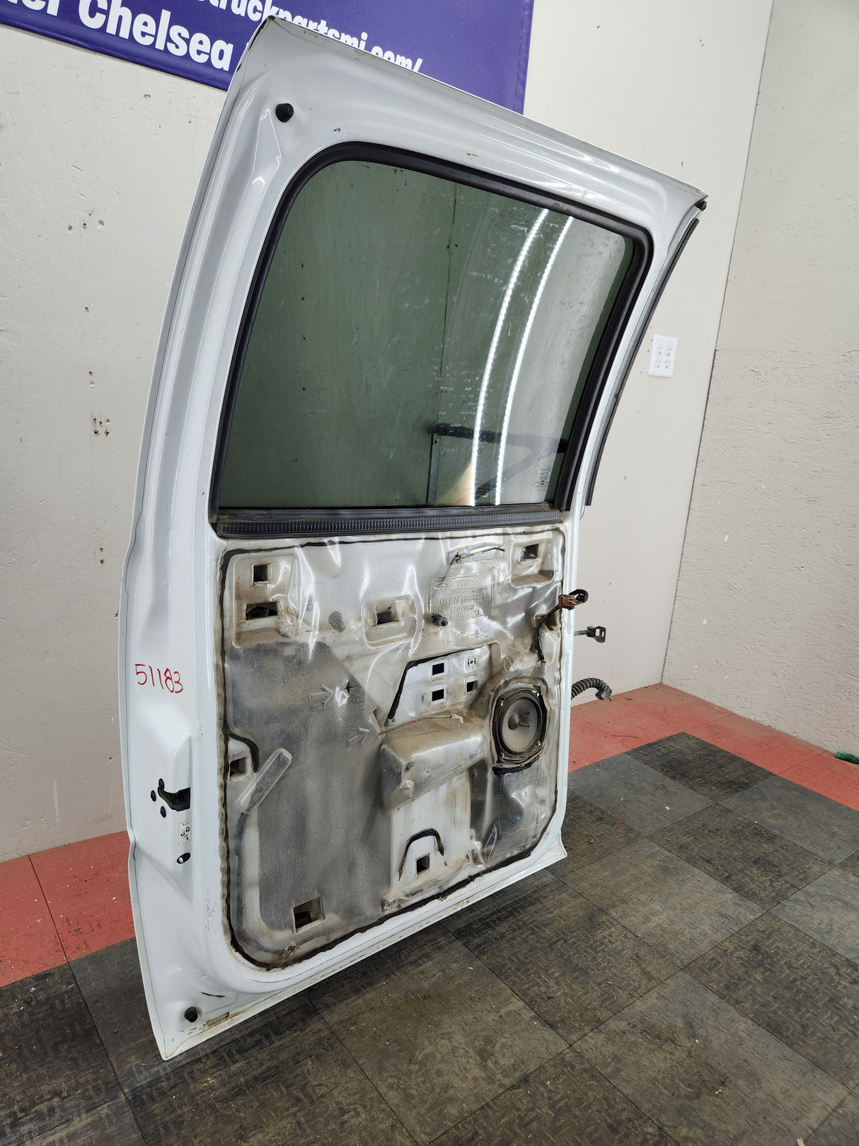 1999-2007 Chevrolet Silverado / GMC Sierra 1500 2500 3500 HD Driver side LH Crew Cab rear door