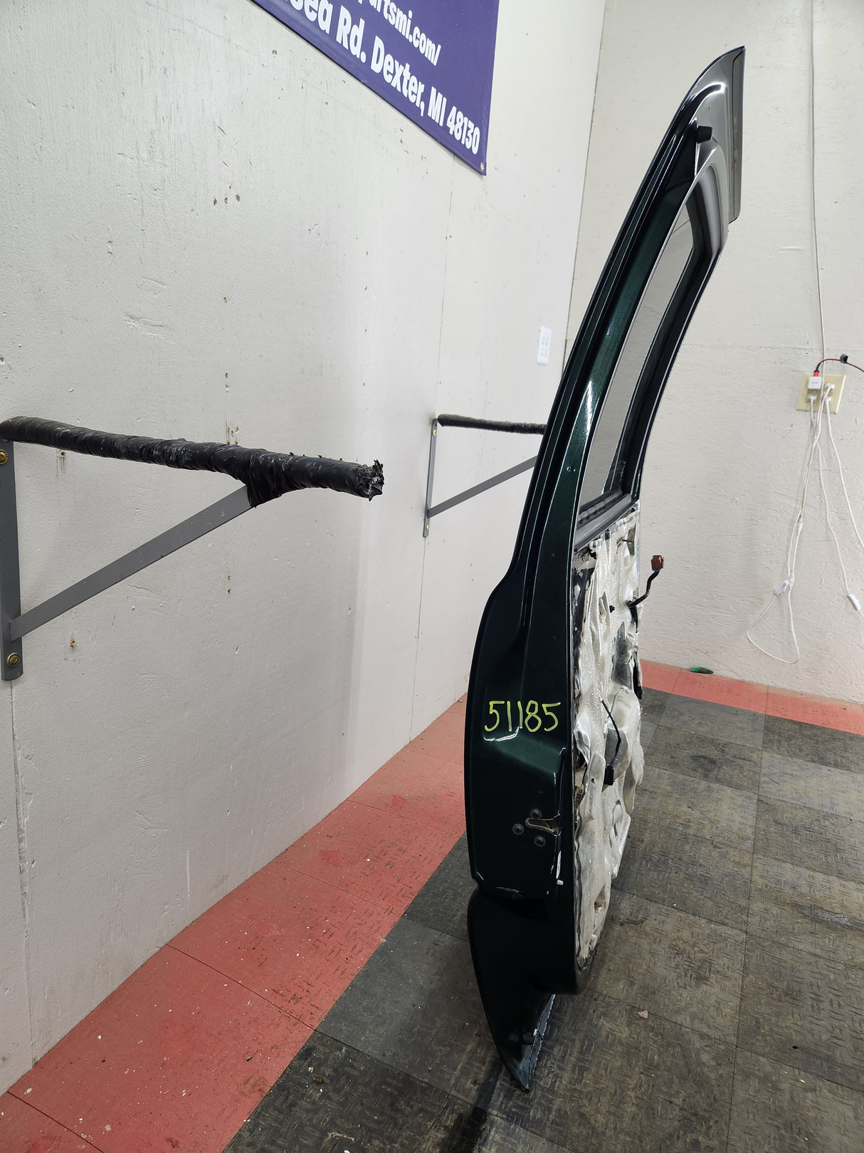 1999-2007 Chevrolet Silverado / GMC Sierra 1500 2500 3500 HD Rear Driver side LH Crew Cab rear door