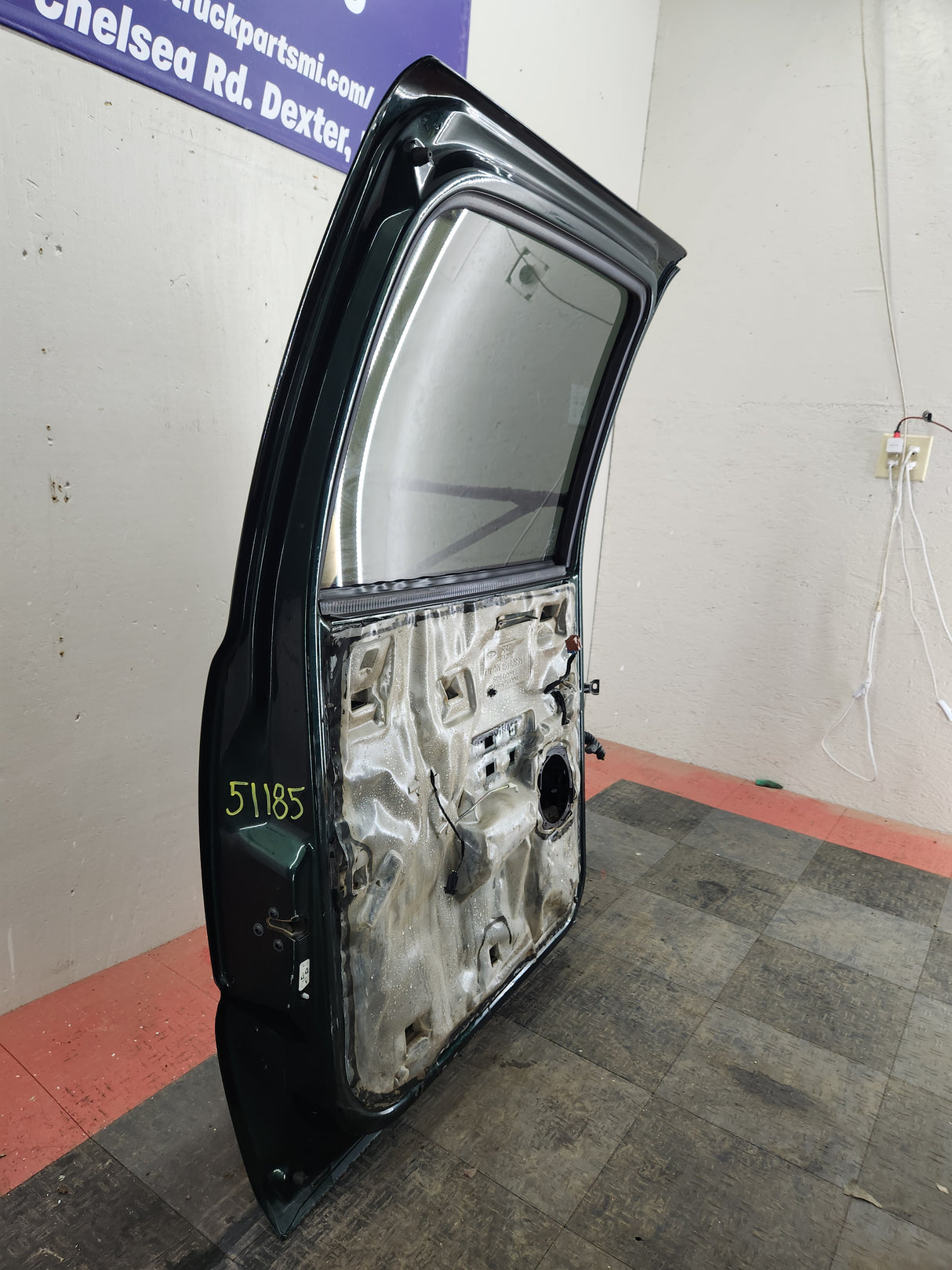 1999-2007 Chevrolet Silverado / GMC Sierra 1500 2500 3500 HD Rear Driver side LH Crew Cab rear door