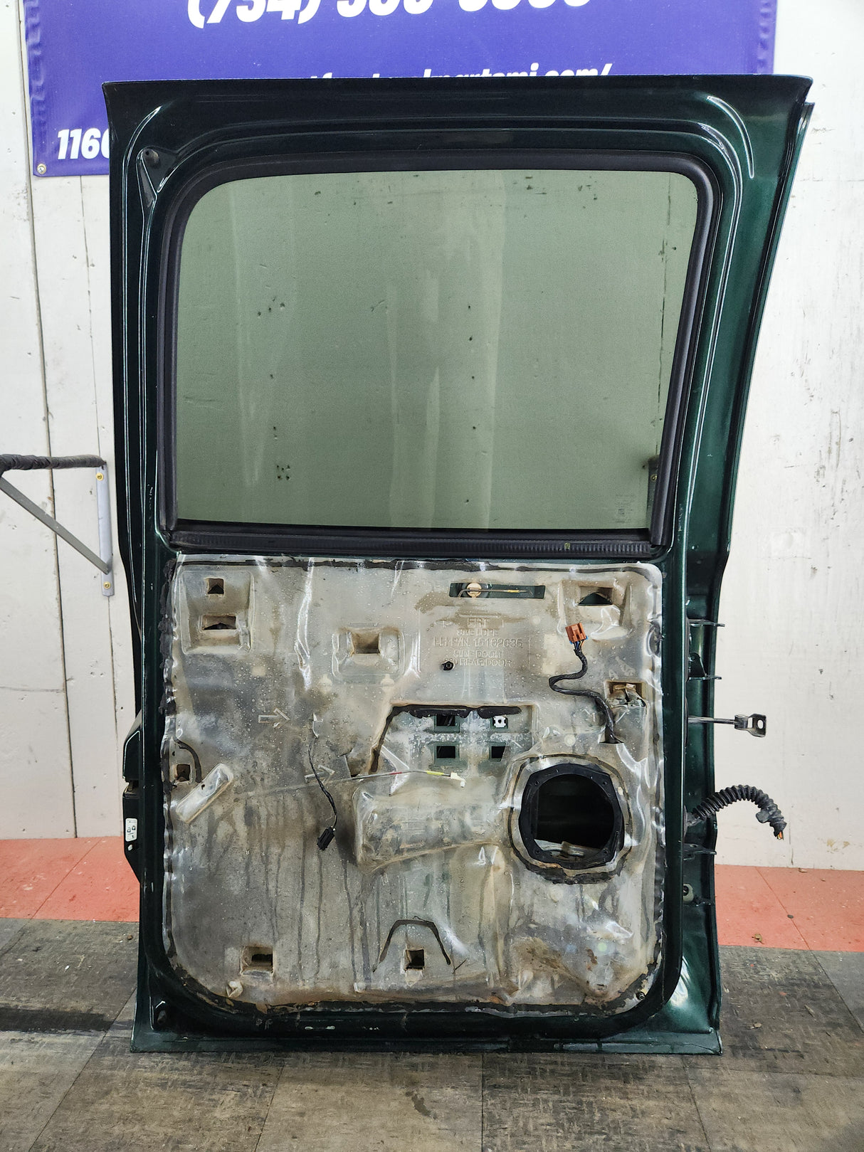 1999-2007 Chevrolet Silverado / GMC Sierra 1500 2500 3500 HD Rear Driver side LH Crew Cab rear door