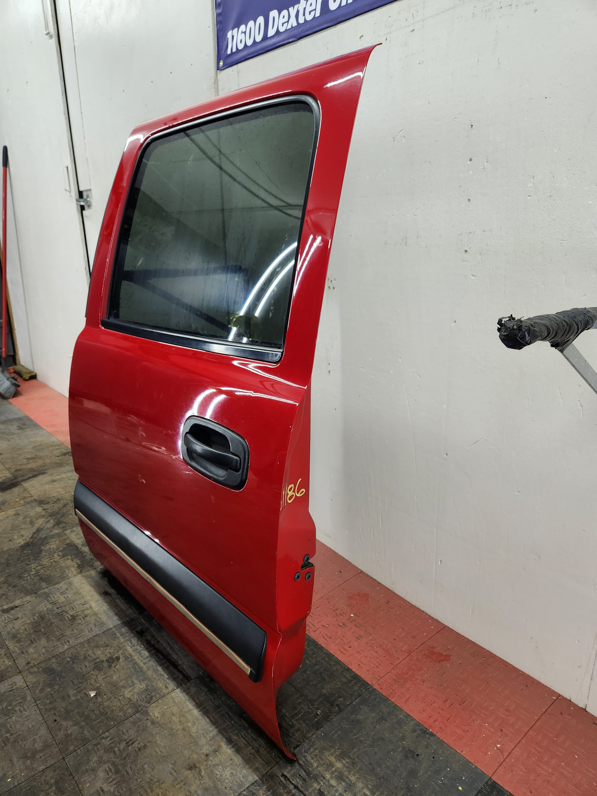 1999-2007 Chevrolet Silverado / GMC Sierra 1500 2500 3500 HD Rear Driver side LH Crew Cab rear door