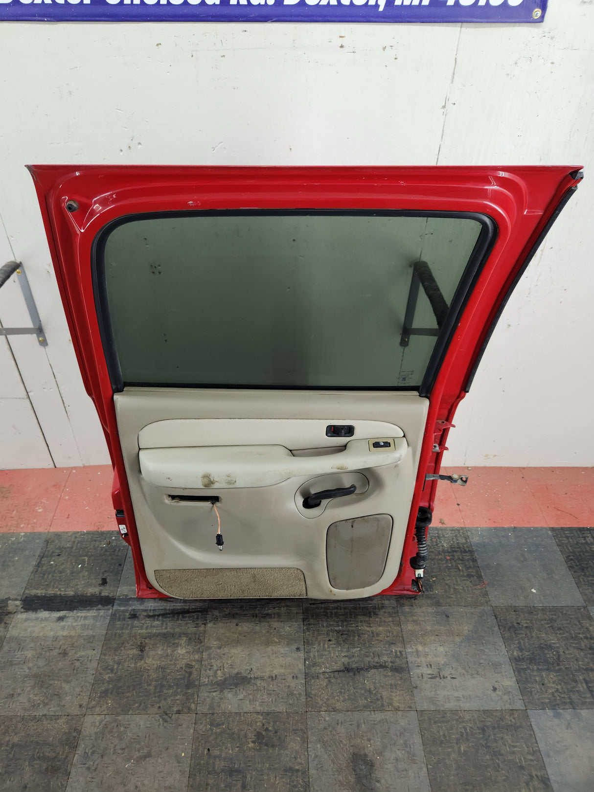 1999-2007 Chevrolet Silverado / GMC Sierra 1500 2500 3500 HD Rear Driver side LH Crew Cab rear door