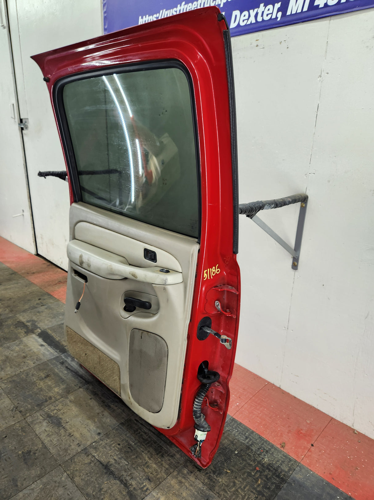 1999-2007 Chevrolet Silverado / GMC Sierra 1500 2500 3500 HD Rear Driver side LH Crew Cab rear door