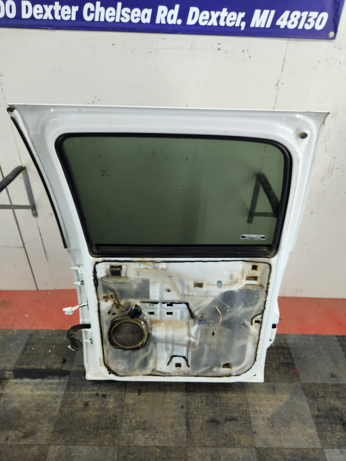 1999-2006 Chevrolet Silverado / GMC Sierra 1500 2500 3500 HD Passenger side Crew Cab rear door