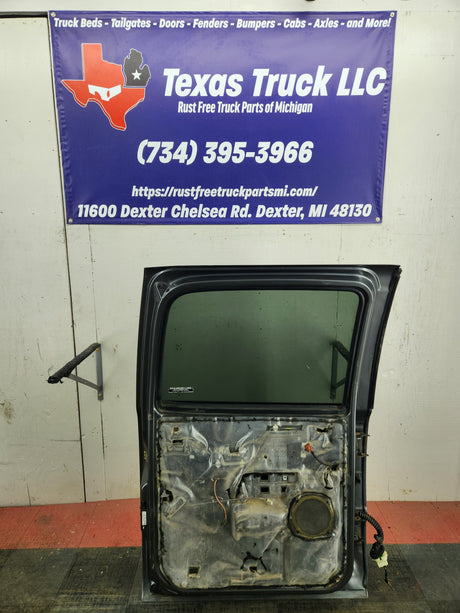 1999-2007 Chevrolet Silverado / GMC Sierra 1500 2500 3500 HD Driver side LH Crew Cab rear door