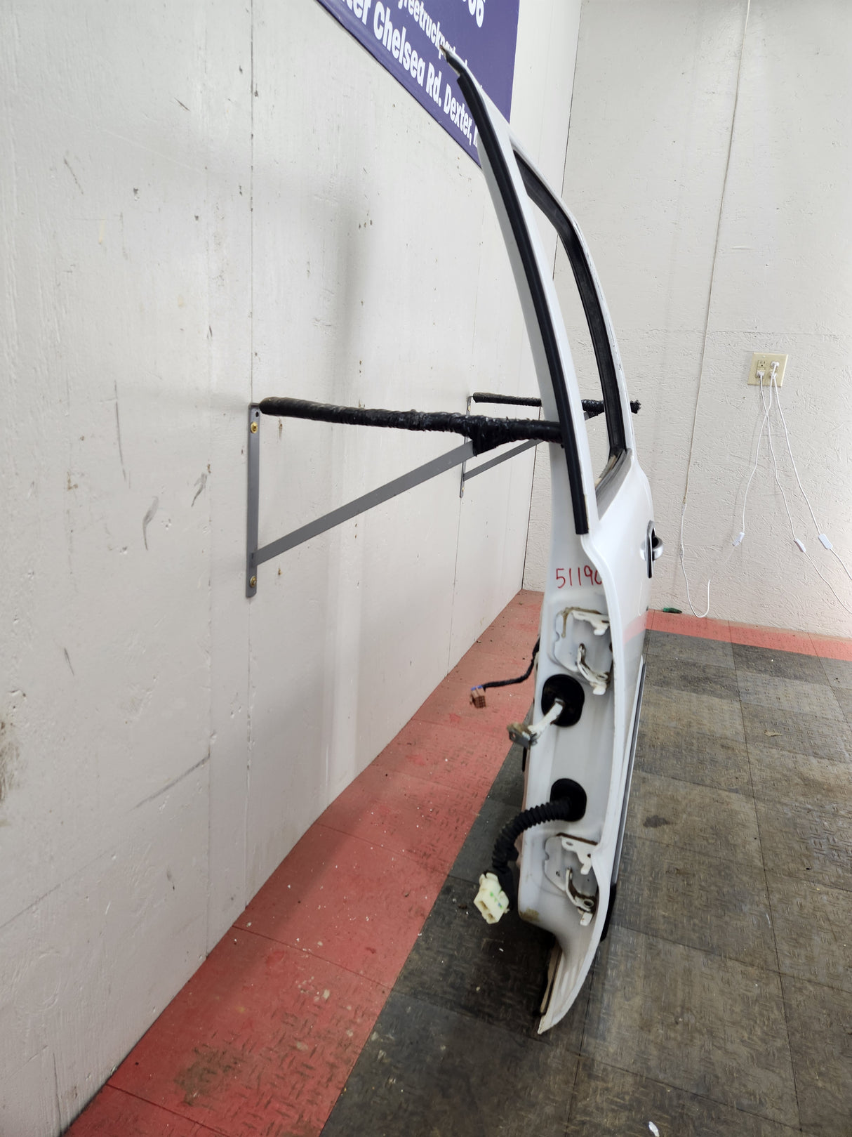 1999-2007 Chevrolet Silverado / GMC Sierra 1500 2500 3500 HD Driver side LH Crew Cab rear door