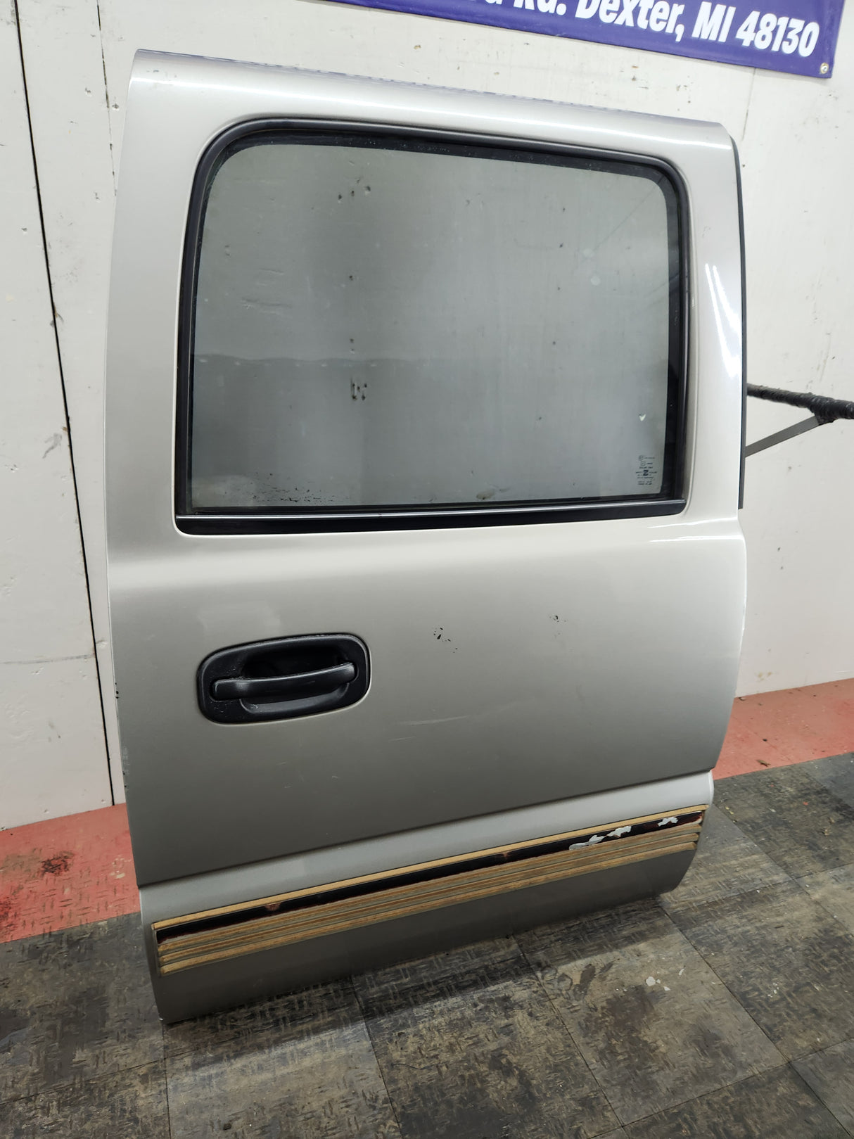 1999-2006 Chevrolet Silverado / GMC Sierra 1500 2500 3500 HD Rear Passenger side Crew Cab rear door