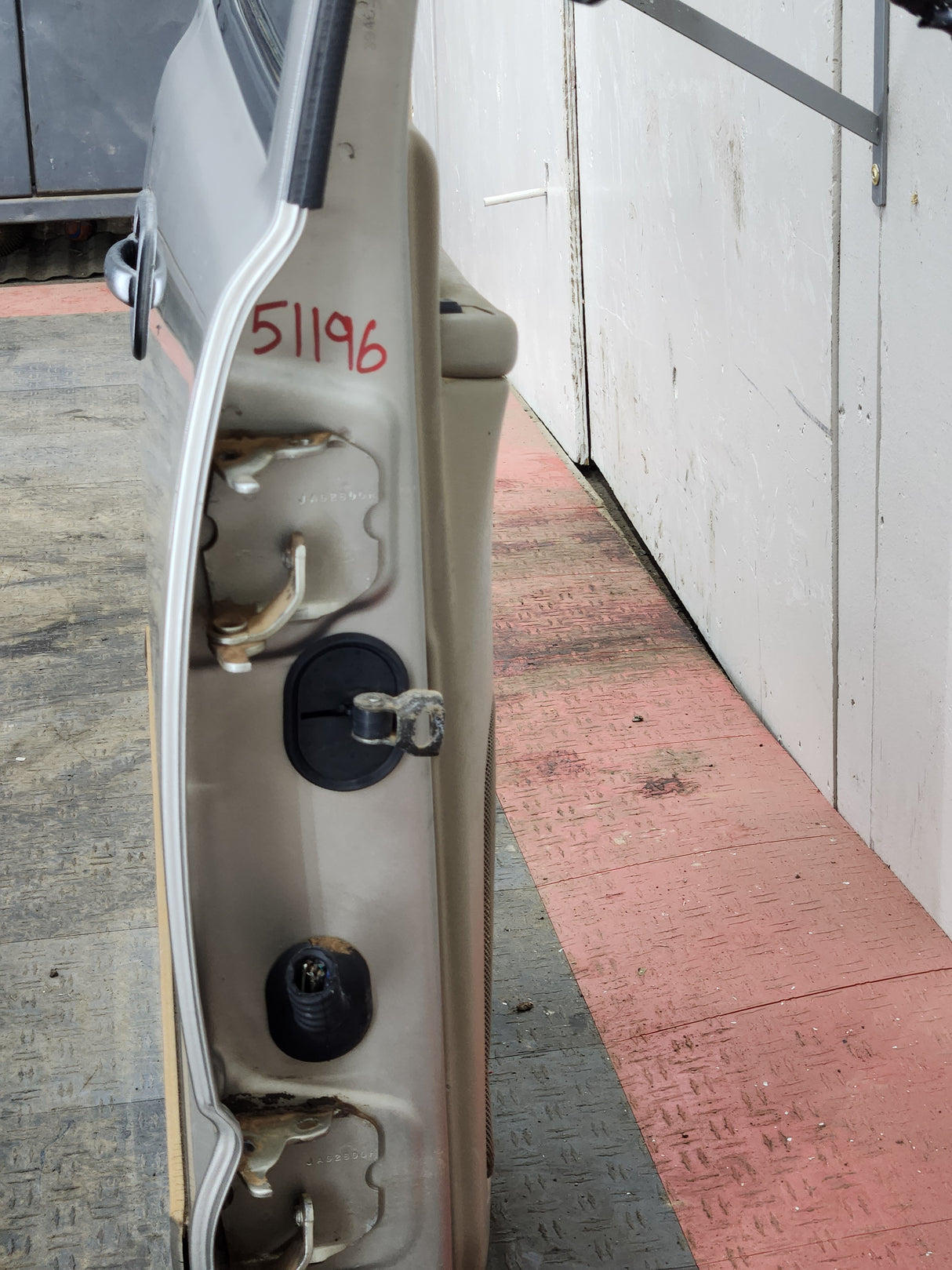 1999-2006 Chevrolet Silverado / GMC Sierra 1500 2500 3500 HD Rear Passenger side Crew Cab rear door