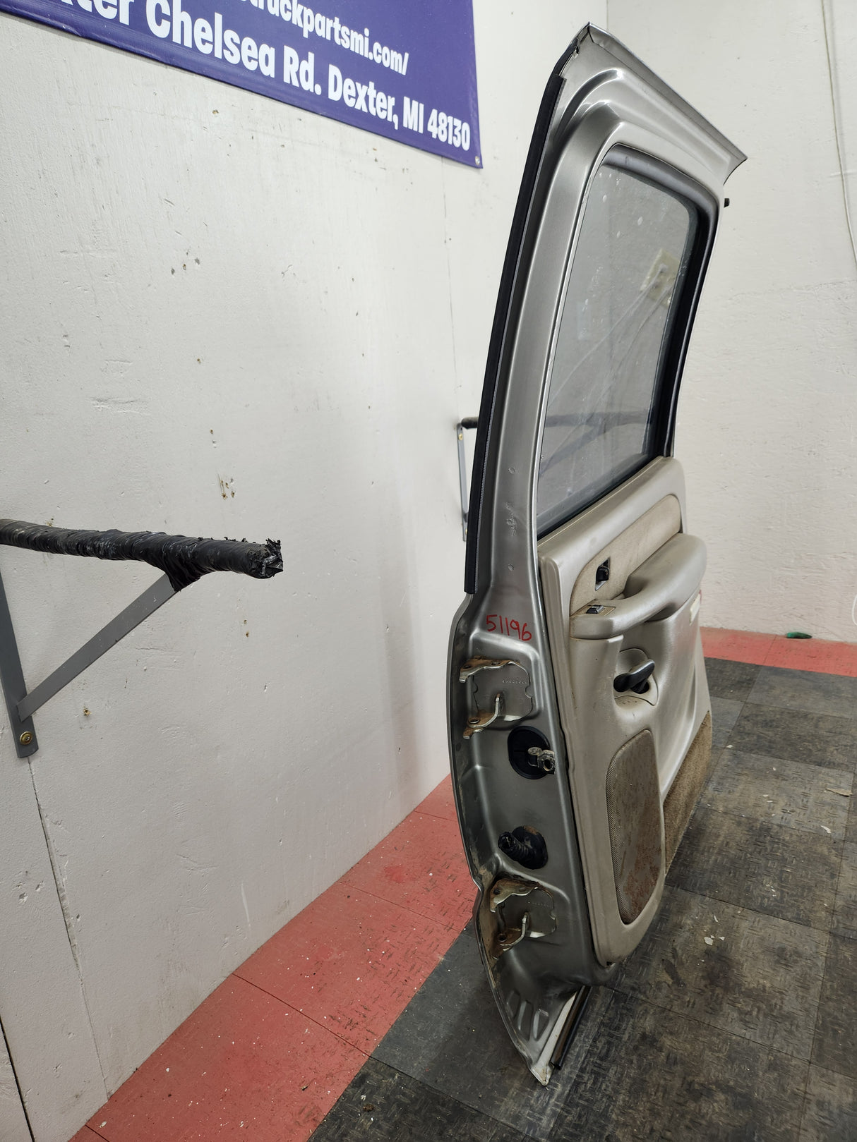 1999-2006 Chevrolet Silverado / GMC Sierra 1500 2500 3500 HD Rear Passenger side Crew Cab rear door