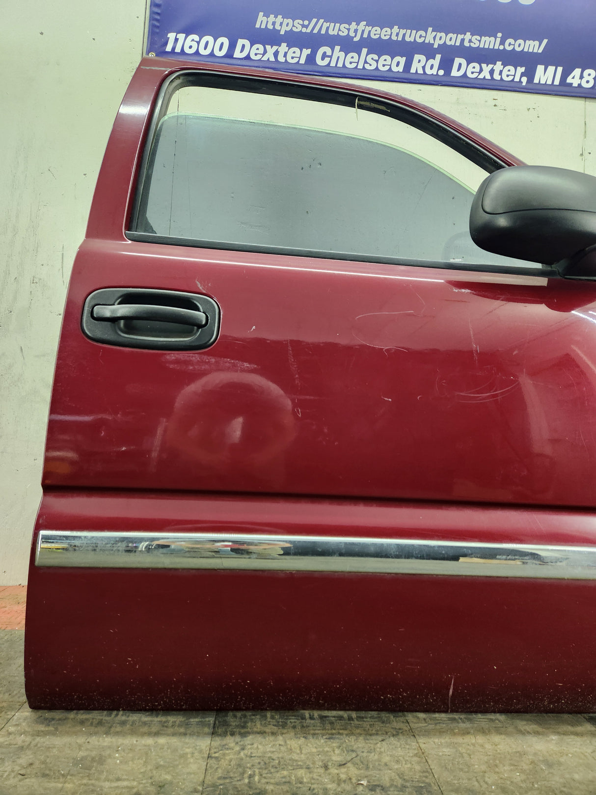 1999-2006 Chevrolet Silverado / GMC Sierra 1500 2500 3500 HD Front Passenger side Door RH