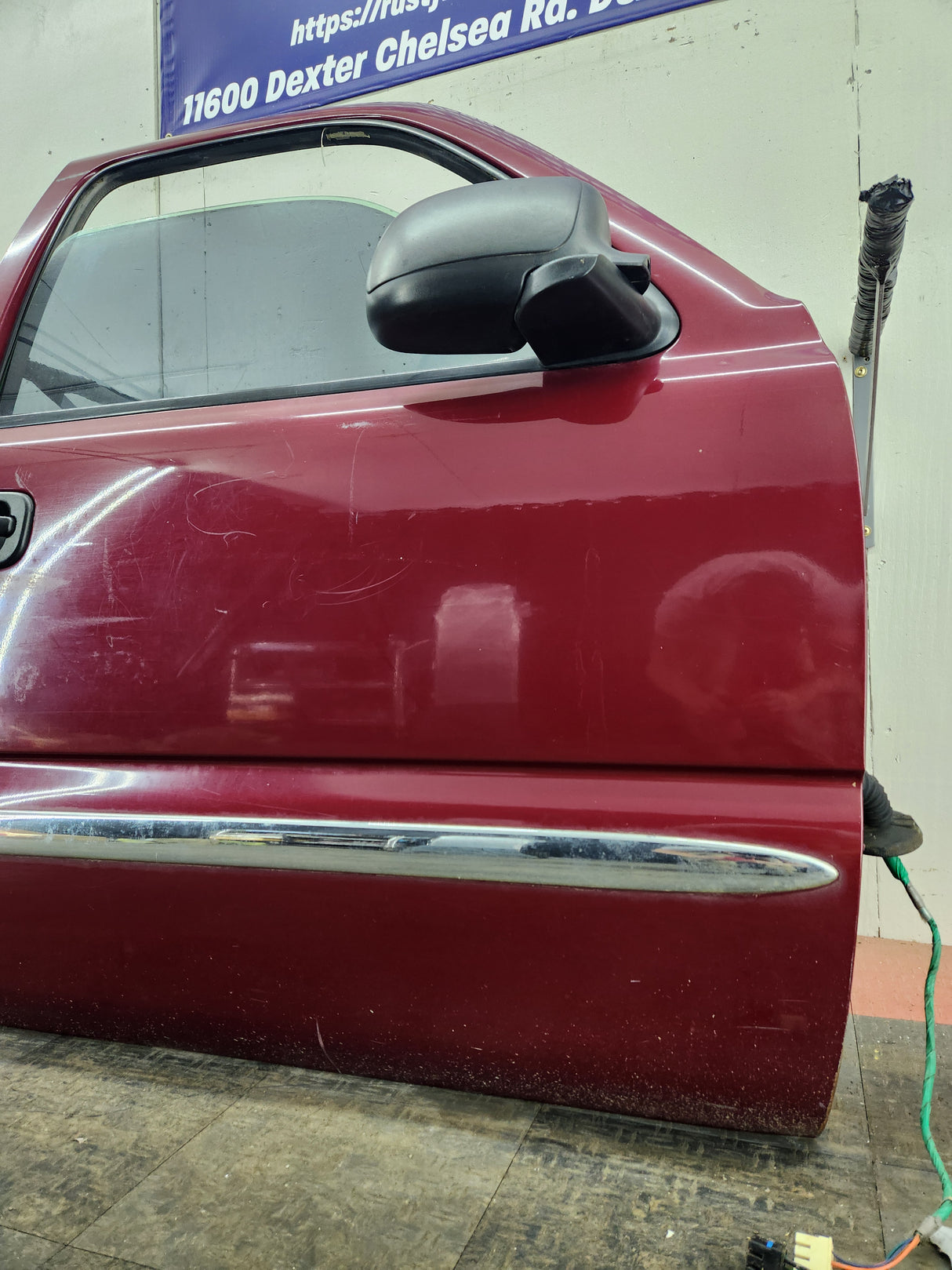 1999-2006 Chevrolet Silverado / GMC Sierra 1500 2500 3500 HD Front Passenger side Door RH
