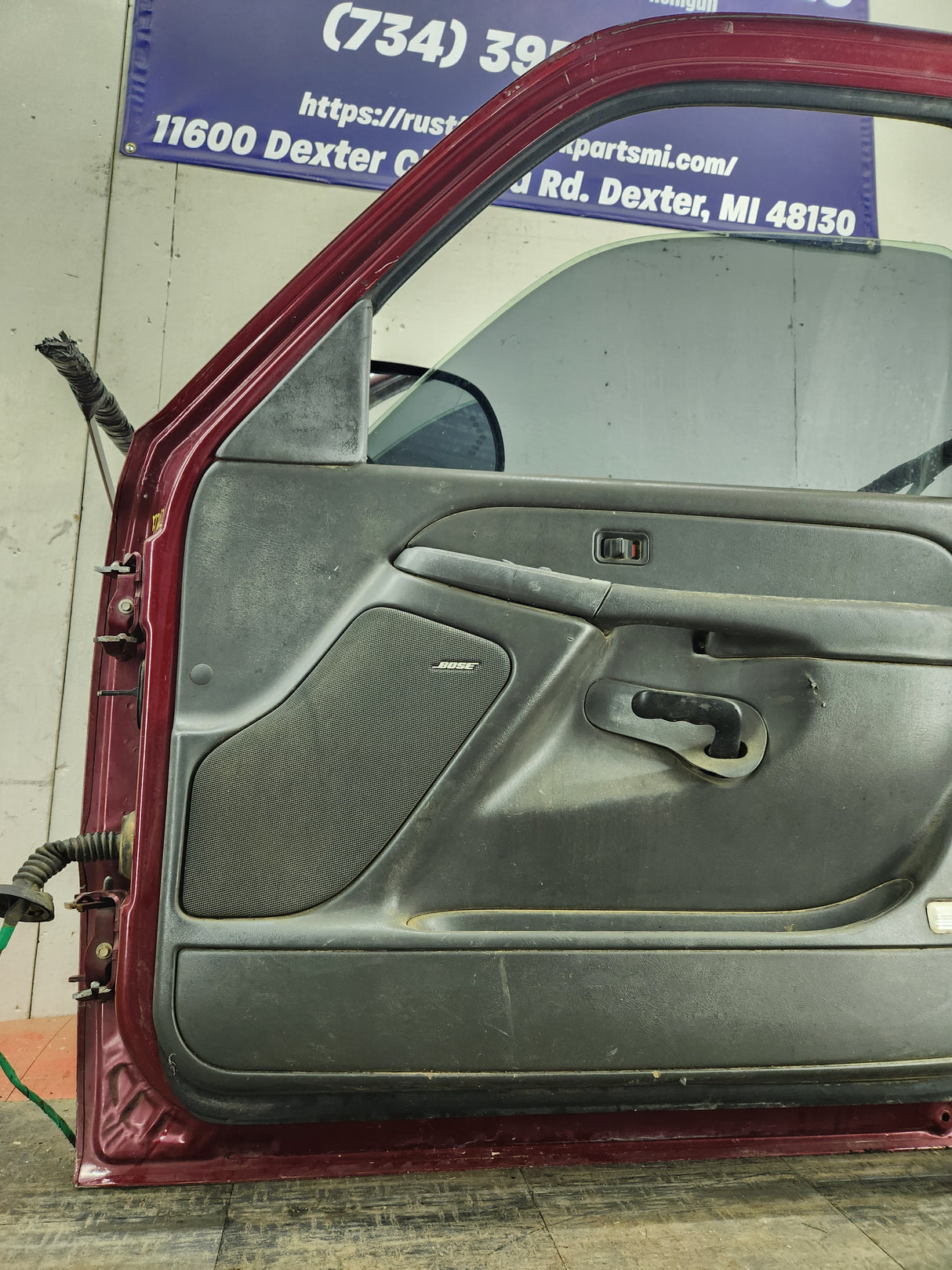 1999-2006 Chevrolet Silverado / GMC Sierra 1500 2500 3500 HD Front Passenger side Door RH