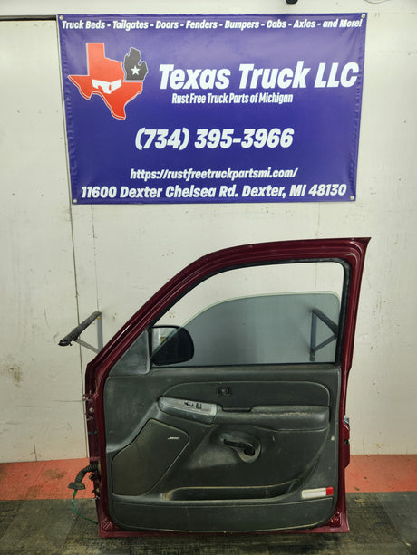 1999-2006 Chevrolet Silverado / GMC Sierra 1500 2500 3500 HD Front Passenger side Door RH