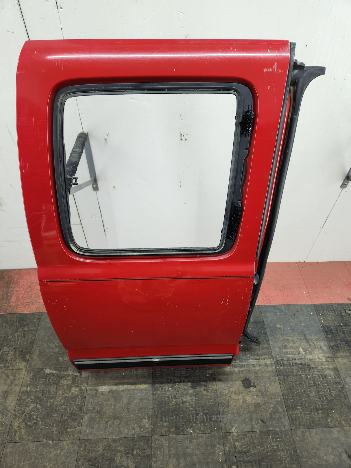 1999-2006 Chevrolet Silverado / GMC Sierra 1500 2500 3500 HD Rear Passenger side Extended Cab rear door