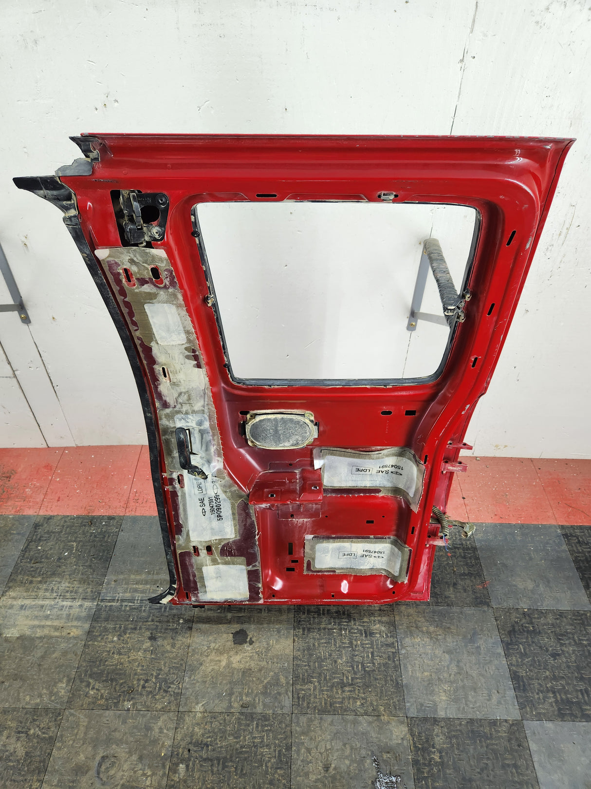 1999-2006 Chevrolet Silverado / GMC Sierra 1500 2500 3500 HD Rear Passenger side Extended Cab rear door