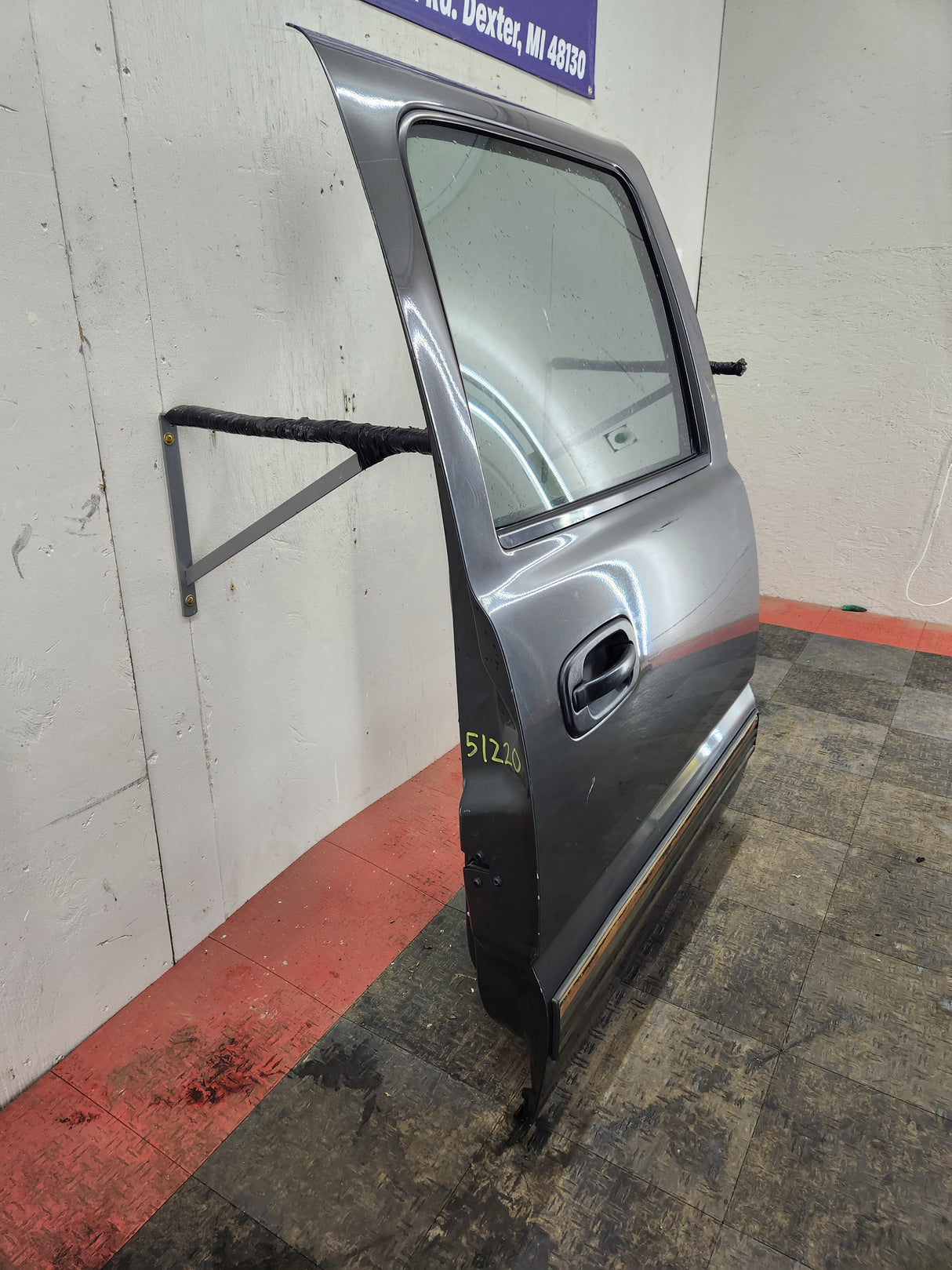 1999-2006 Chevrolet Silverado / GMC Sierra 1500 2500 3500 HD Rear Passenger side Crew Cab rear door RH