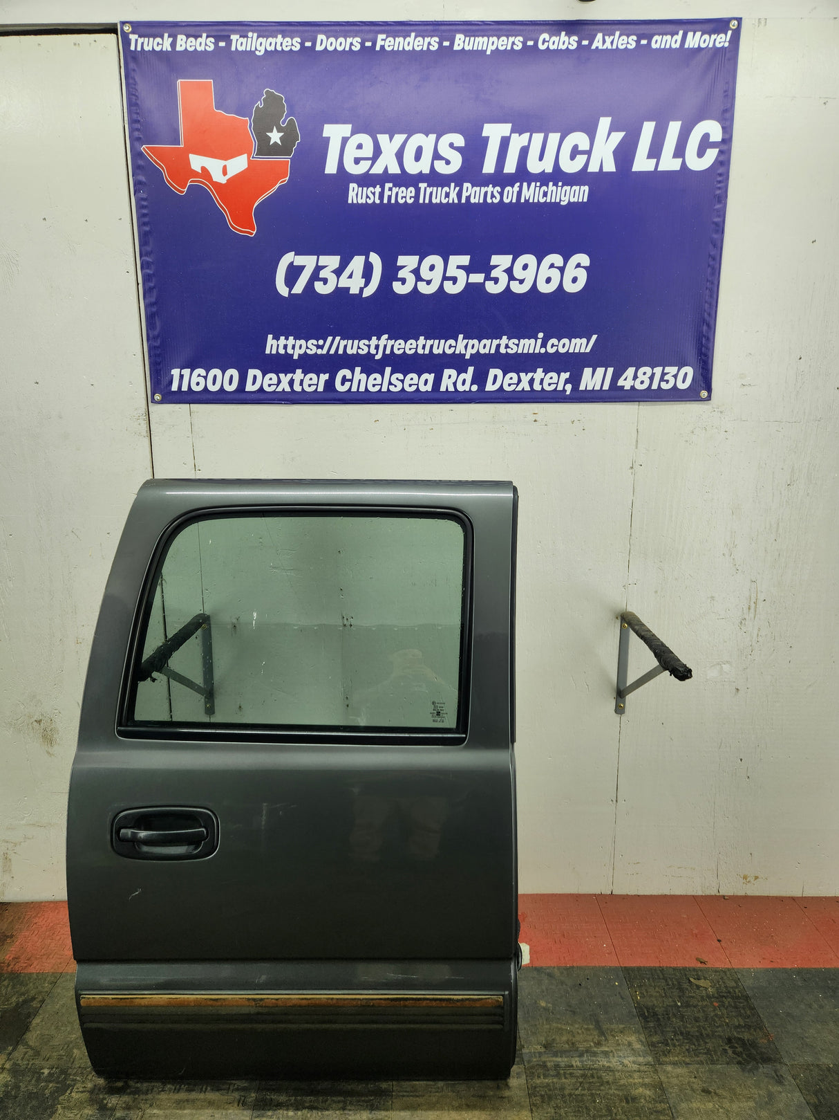 1999-2006 Chevrolet Silverado / GMC Sierra 1500 2500 3500 HD Rear Passenger side Crew Cab rear door RH