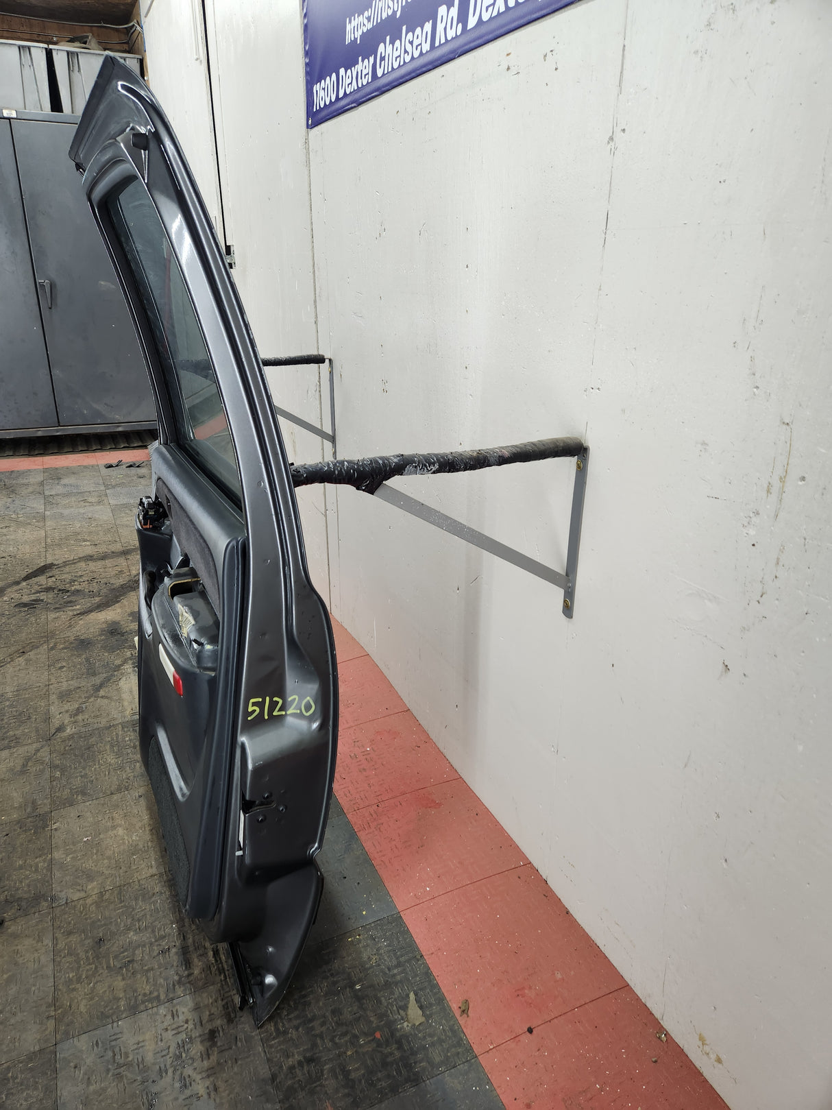 1999-2006 Chevrolet Silverado / GMC Sierra 1500 2500 3500 HD Rear Passenger side Crew Cab rear door RH