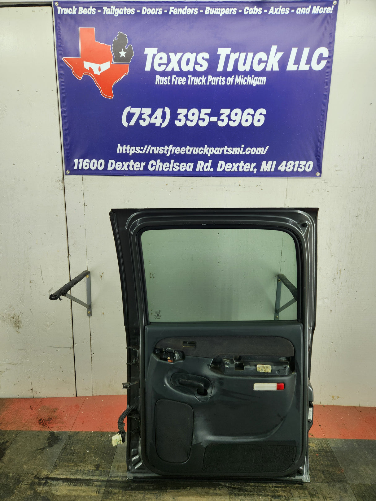 1999-2006 Chevrolet Silverado / GMC Sierra 1500 2500 3500 HD Rear Passenger side Crew Cab rear door RH