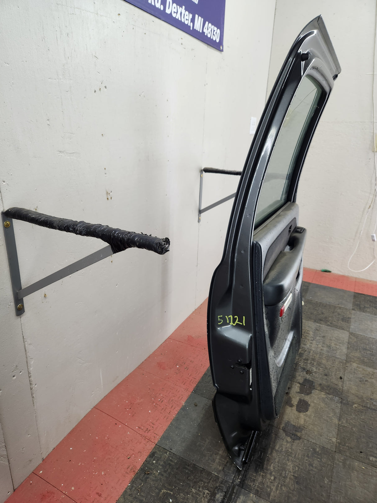 1999-2007 Chevrolet Silverado / GMC Sierra 1500 2500 3500 HD Rear Driver side LH Crew Cab rear door