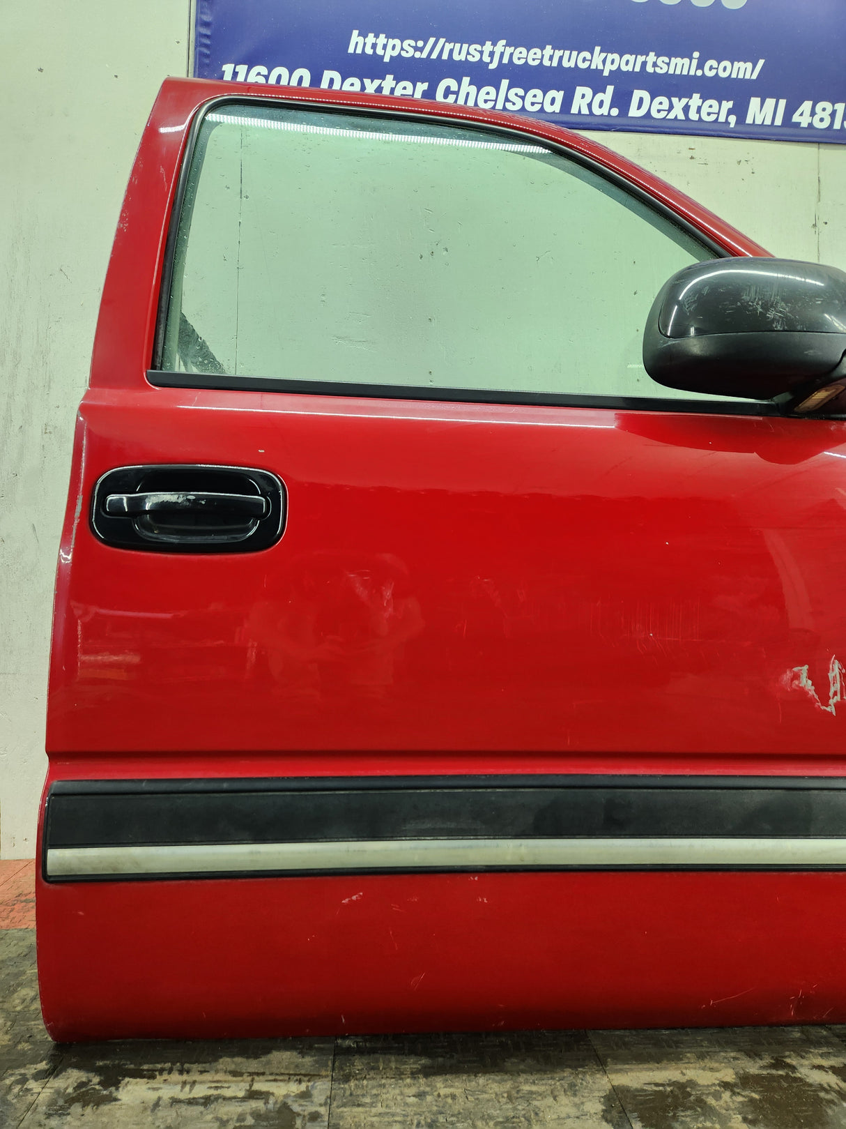 1999-2006 Chevrolet Silverado / GMC Sierra 1500 2500 3500 HD Front Passenger side Door RH