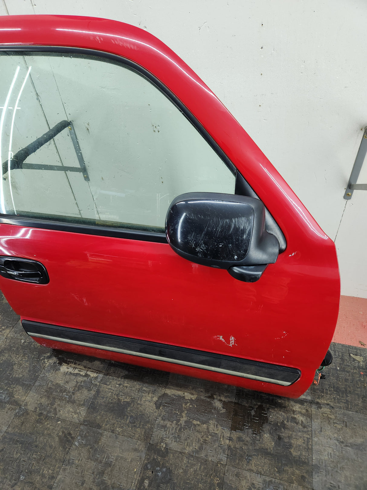 1999-2006 Chevrolet Silverado / GMC Sierra 1500 2500 3500 HD Front Passenger side Door RH