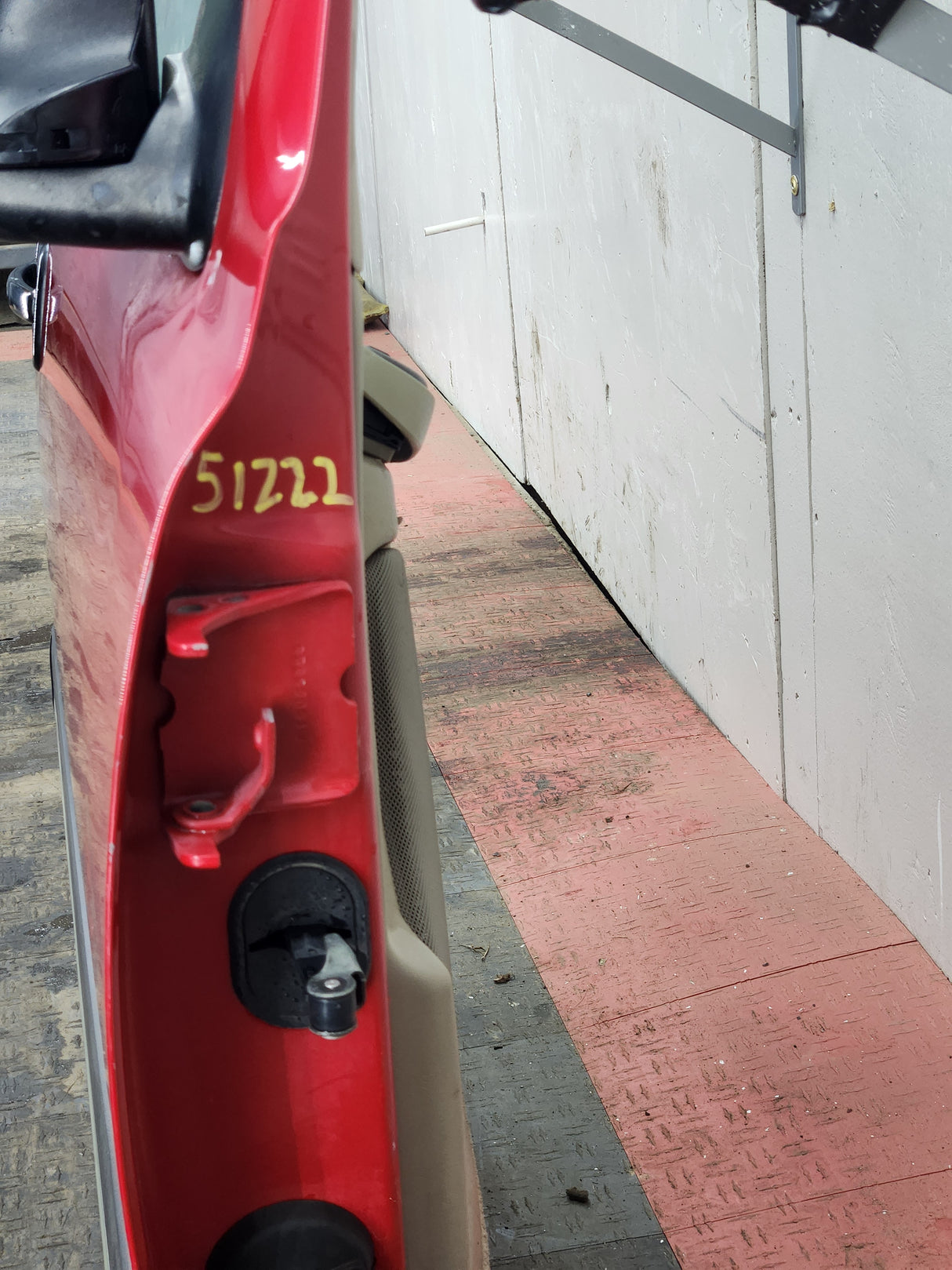 1999-2006 Chevrolet Silverado / GMC Sierra 1500 2500 3500 HD Front Passenger side Door RH