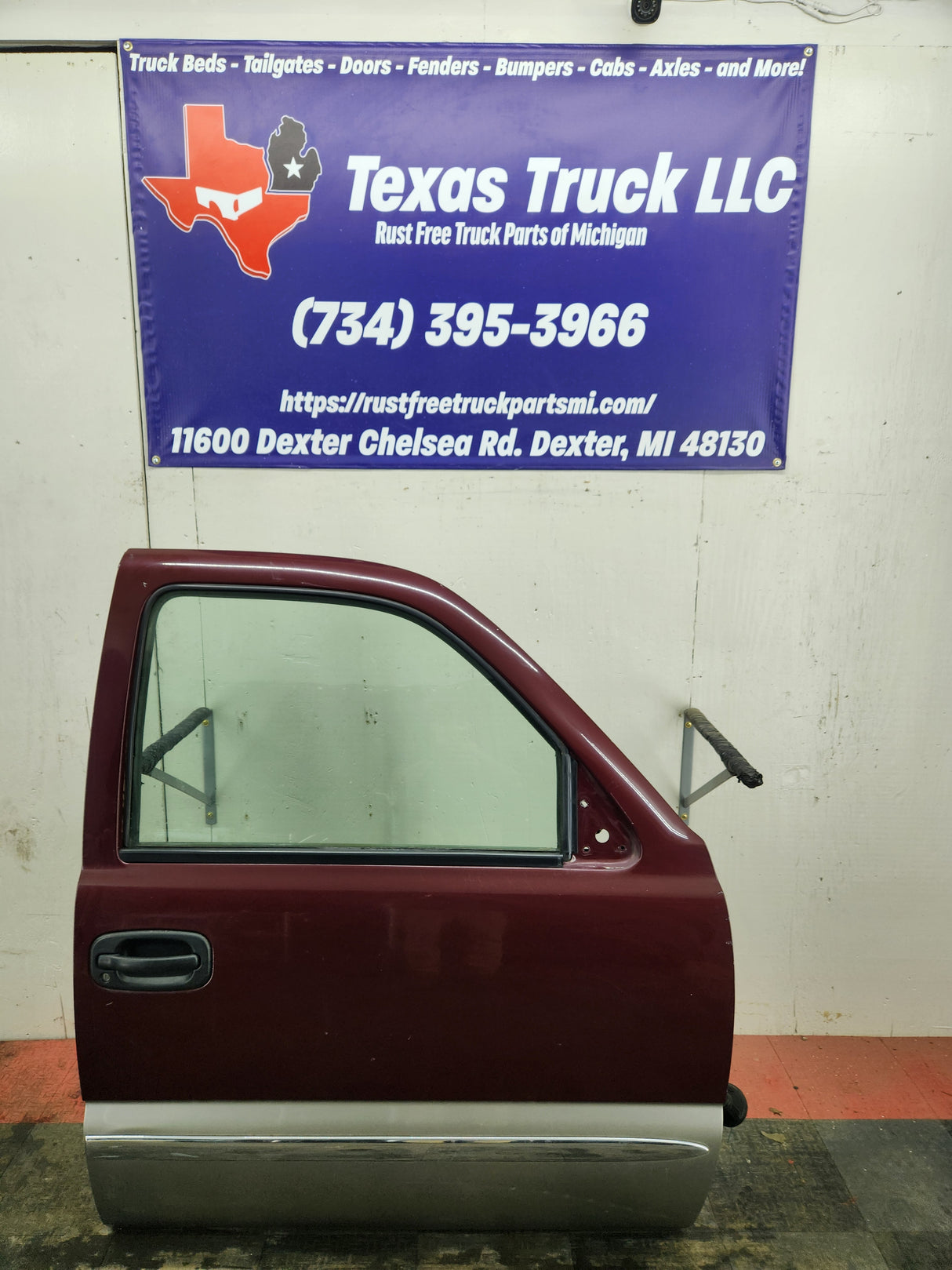 1999-2006 Chevrolet Silverado / GMC Sierra 1500 2500 3500 HD Front Passenger side Door RH