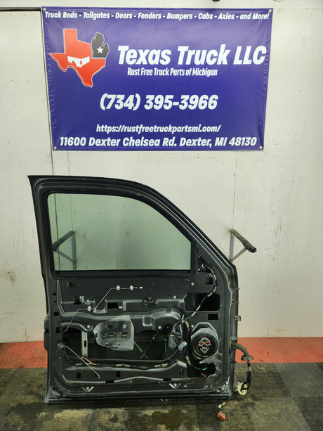 1999-2006 Chevrolet Silverado / GMC Sierra 1500 2500 3500 HD Driver Side Front Door LH