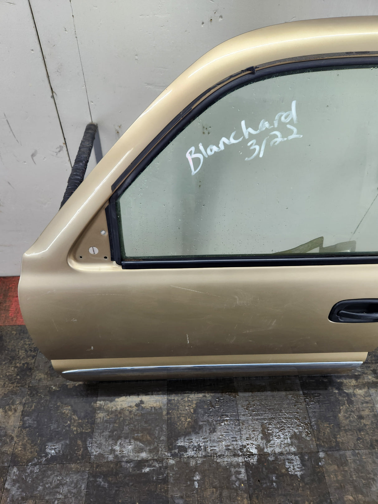 1999-2006 Chevrolet Silverado / GMC Sierra 1500 2500 3500 HD Front Driver side Door LH