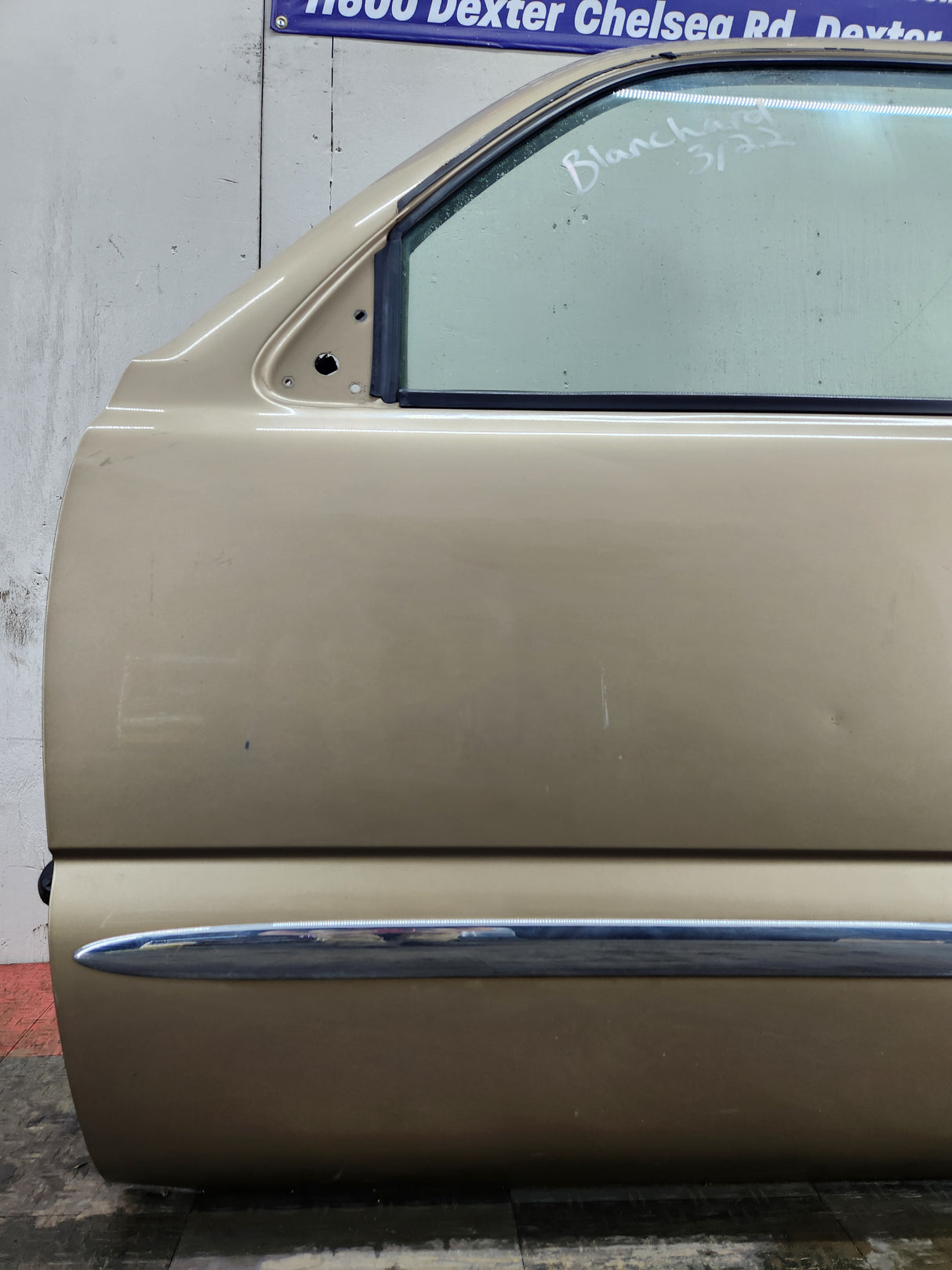 1999-2006 Chevrolet Silverado / GMC Sierra 1500 2500 3500 HD Front Driver side Door LH