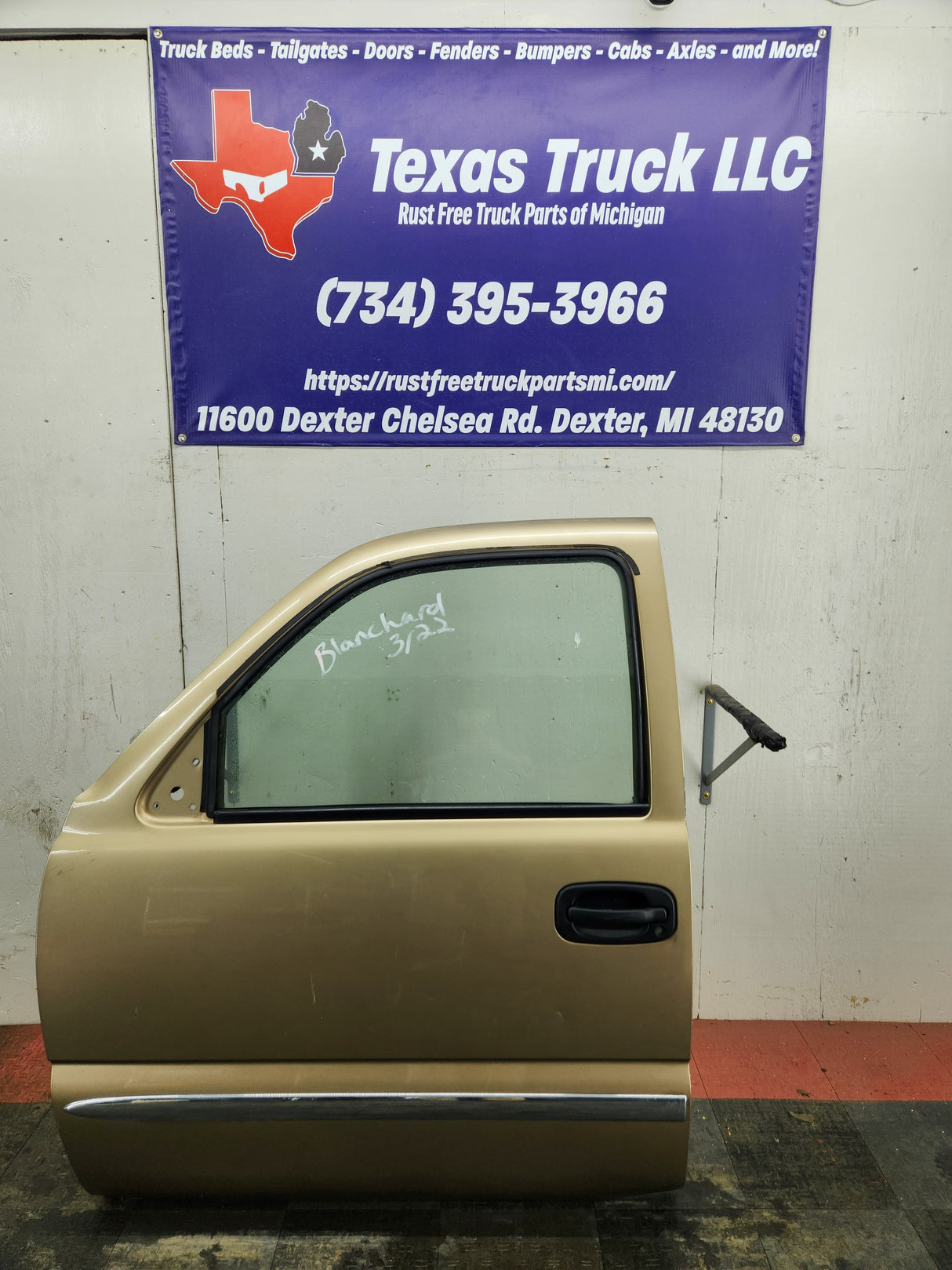1999-2006 Chevrolet Silverado / GMC Sierra 1500 2500 3500 HD Front Driver side Door LH