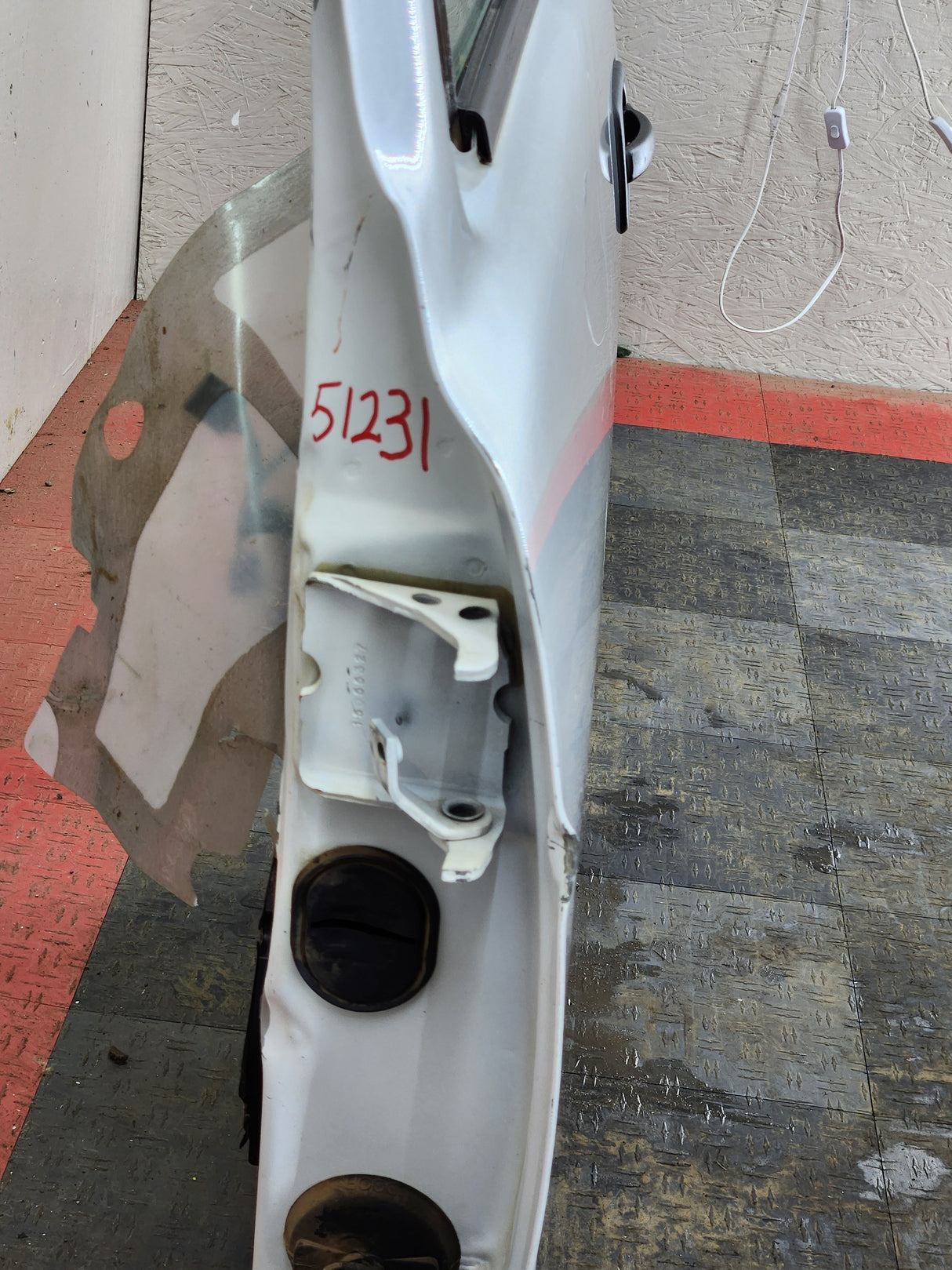 1999-2006 Chevrolet Silverado / GMC Sierra 1500 2500 3500 HD Front Driver Side Door LH
