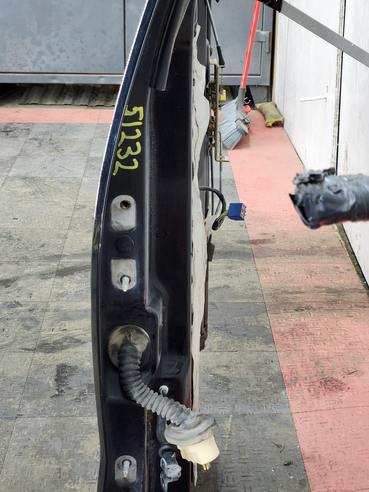 2004-2008 Ford F150 Driver Rear Extended Cab Door LH